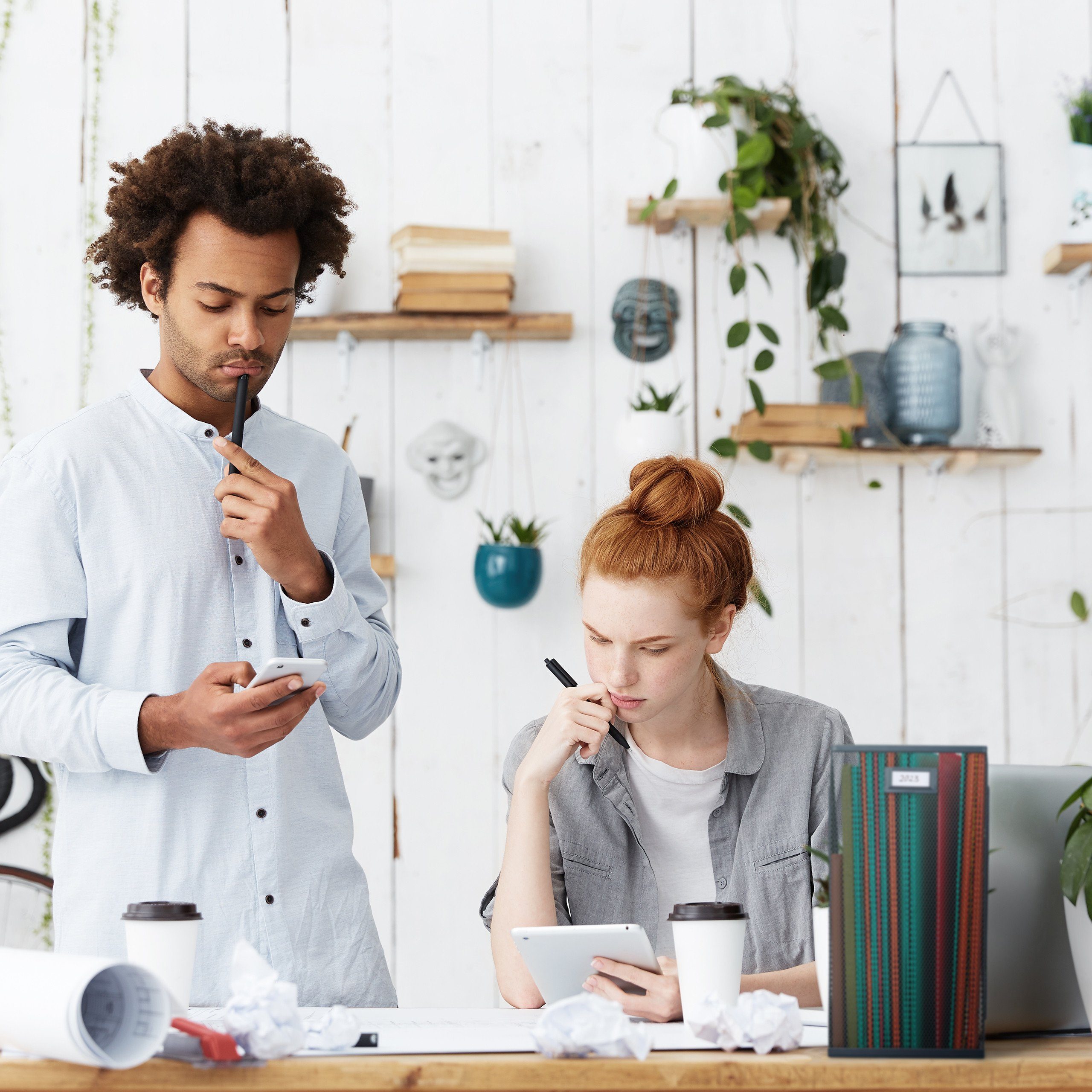 relaxdays Stehsammler Mesh für DIN A4