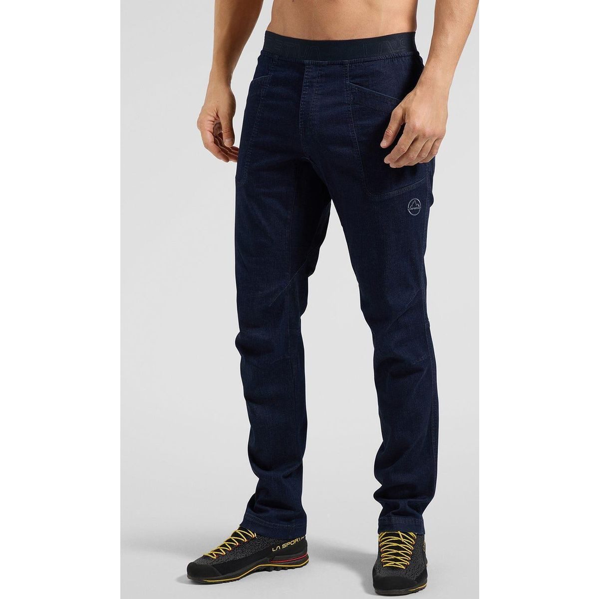 La Sportiva Outdoorhose Cave Jeans Men Cave ist eine essentielle Jeans dessen Stärke less is more ist