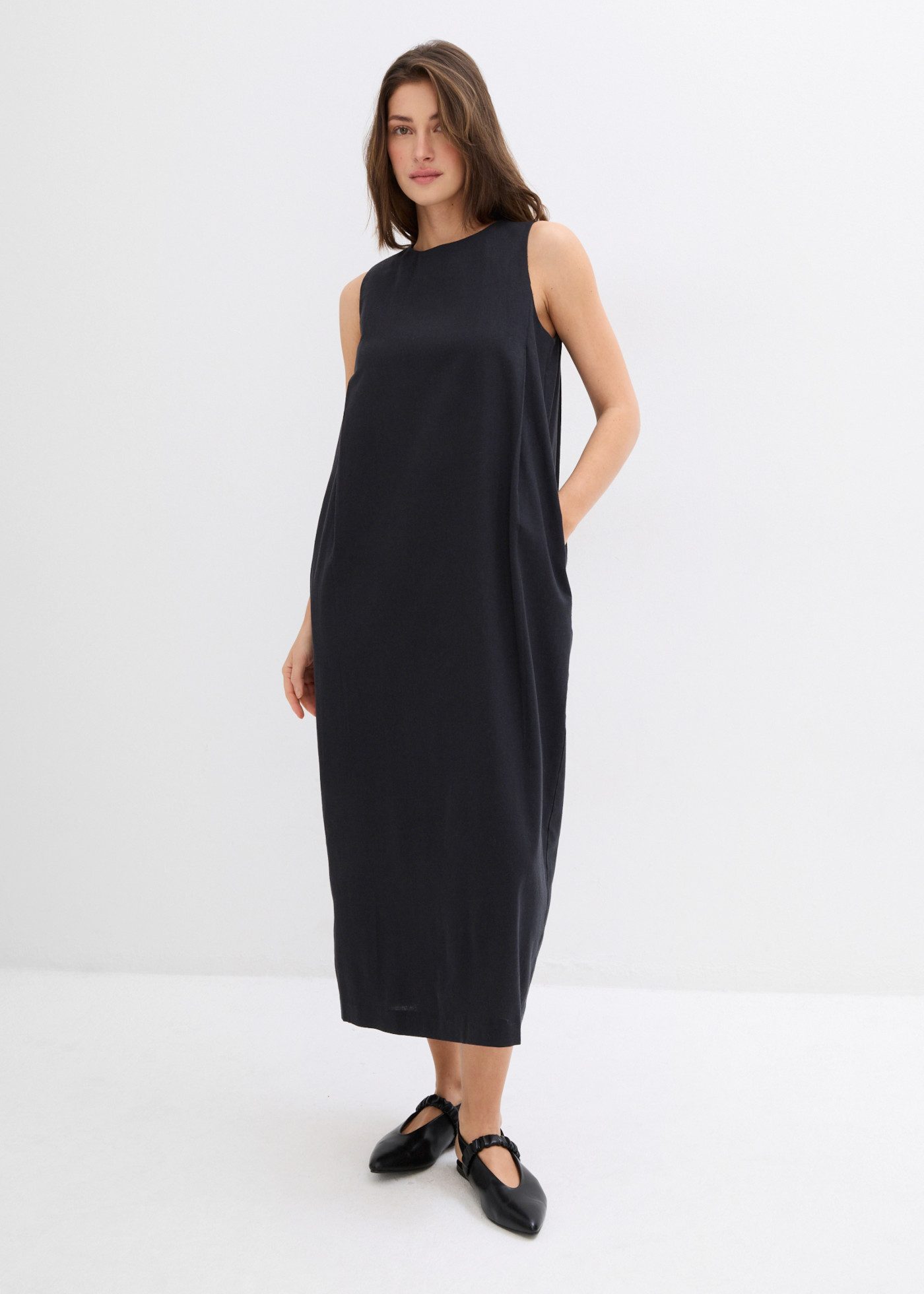 bonprix Midikleid ärmelloses Design, Oversize-Passform, runder Ausschnitt