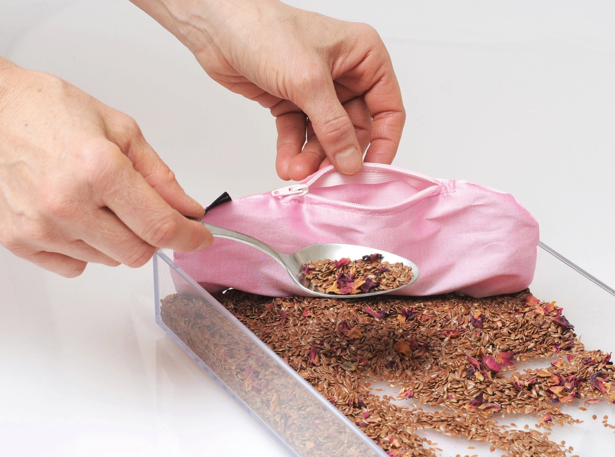 Yogistar Augenkissen Augenkissen - Rose + Bio-Leinsamen, Augenkissen mit Rosenblüten und Bio-Leinsamen für Entspannung
