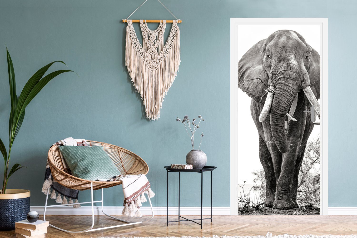 MuchoWow Türtapete Elefant - cm Fototapete Schwarz Türaufkleber, weiß, und - 75x205 für - St), bedruckt, Tür, Matt, Porträt Tiere (1