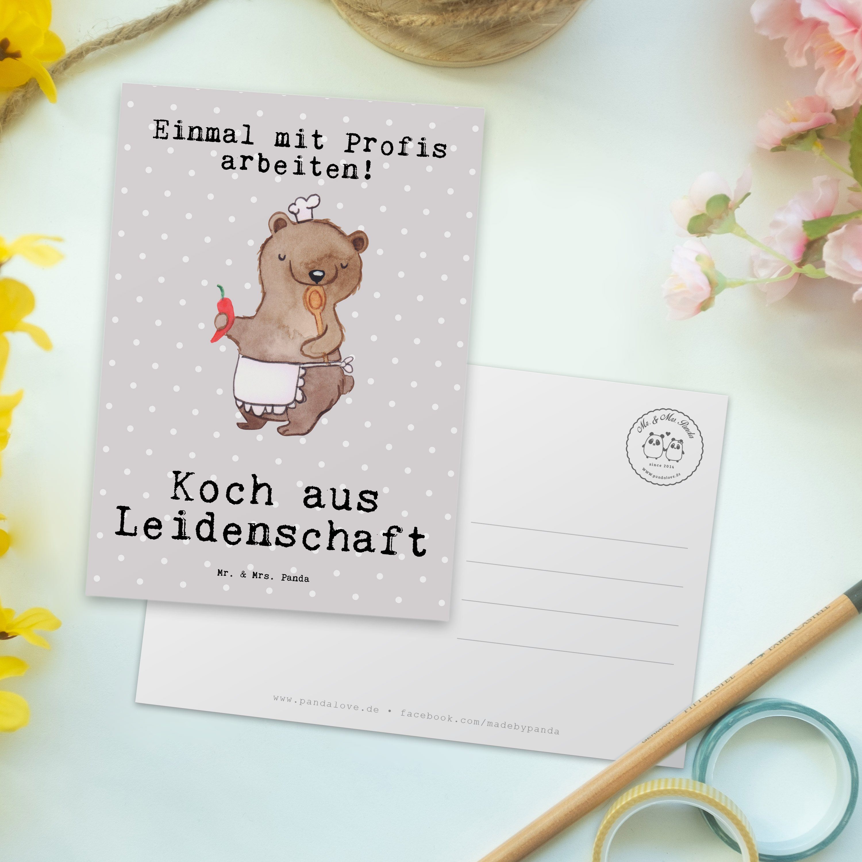 Grau G aus Rente, Mr. Mrs. - Panda Koch - Pastell & Leidenschaft Ausbildung, Geschenk, Postkarte