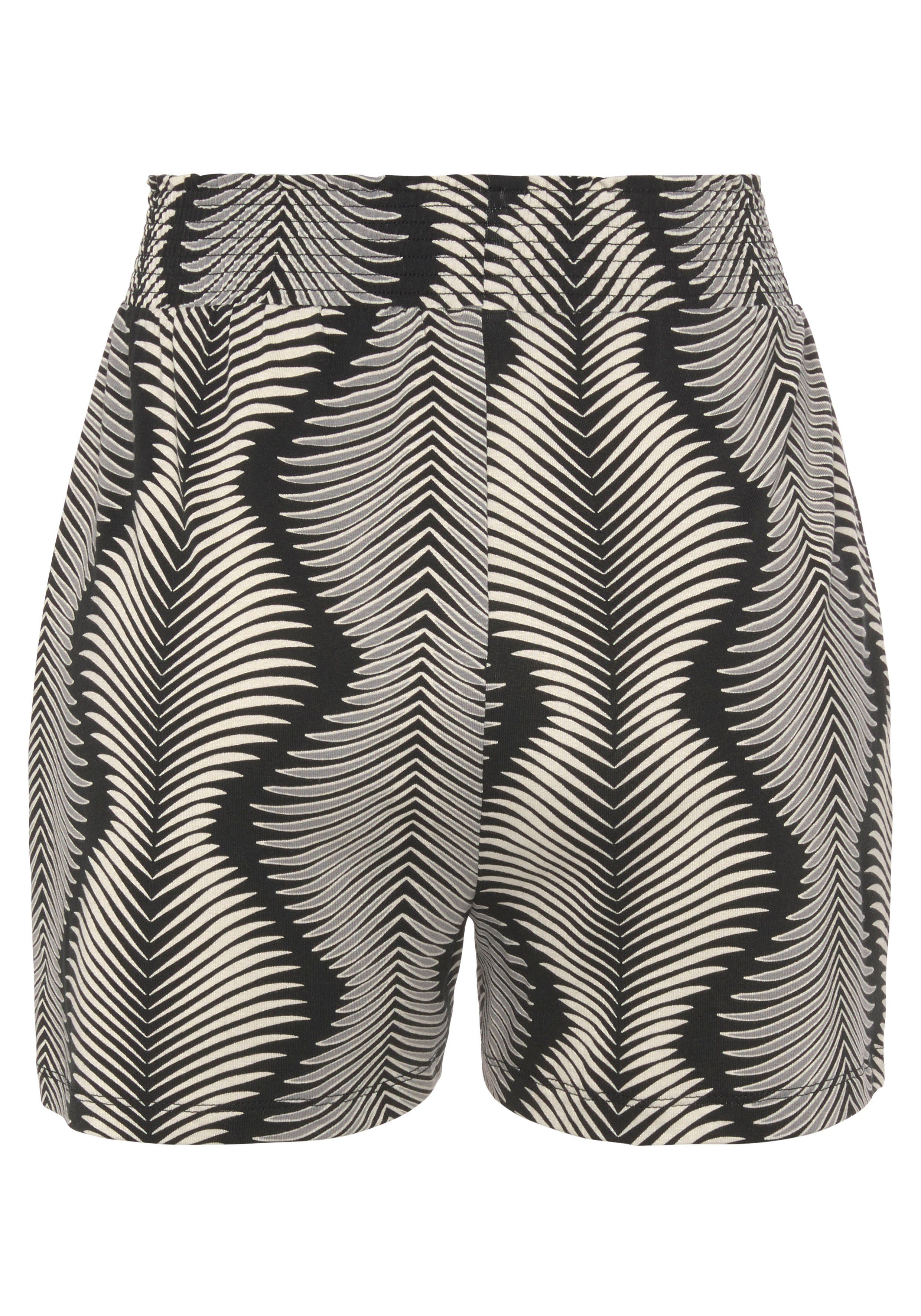 LASCANA Pyjamashorts (1-tlg) mit bedruckt Schwarz-Weiß Taille hoher modisch