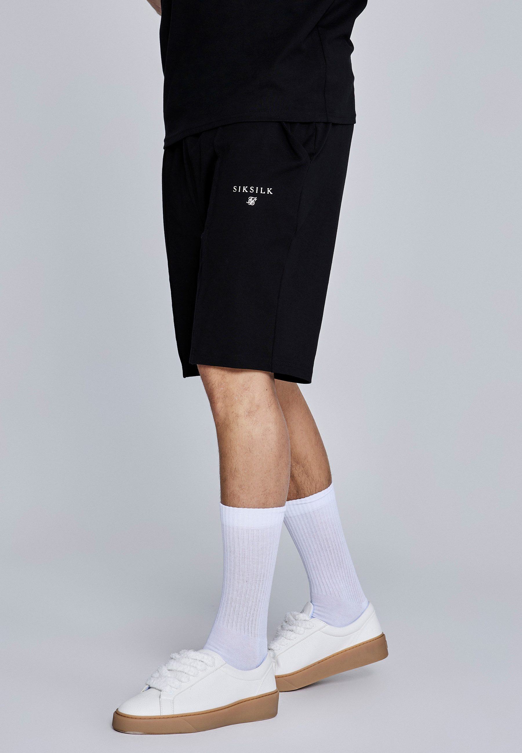 Siksilk T-Shirt & Shorts SikSilk Herren Schwarzes Polo und Shorts Set