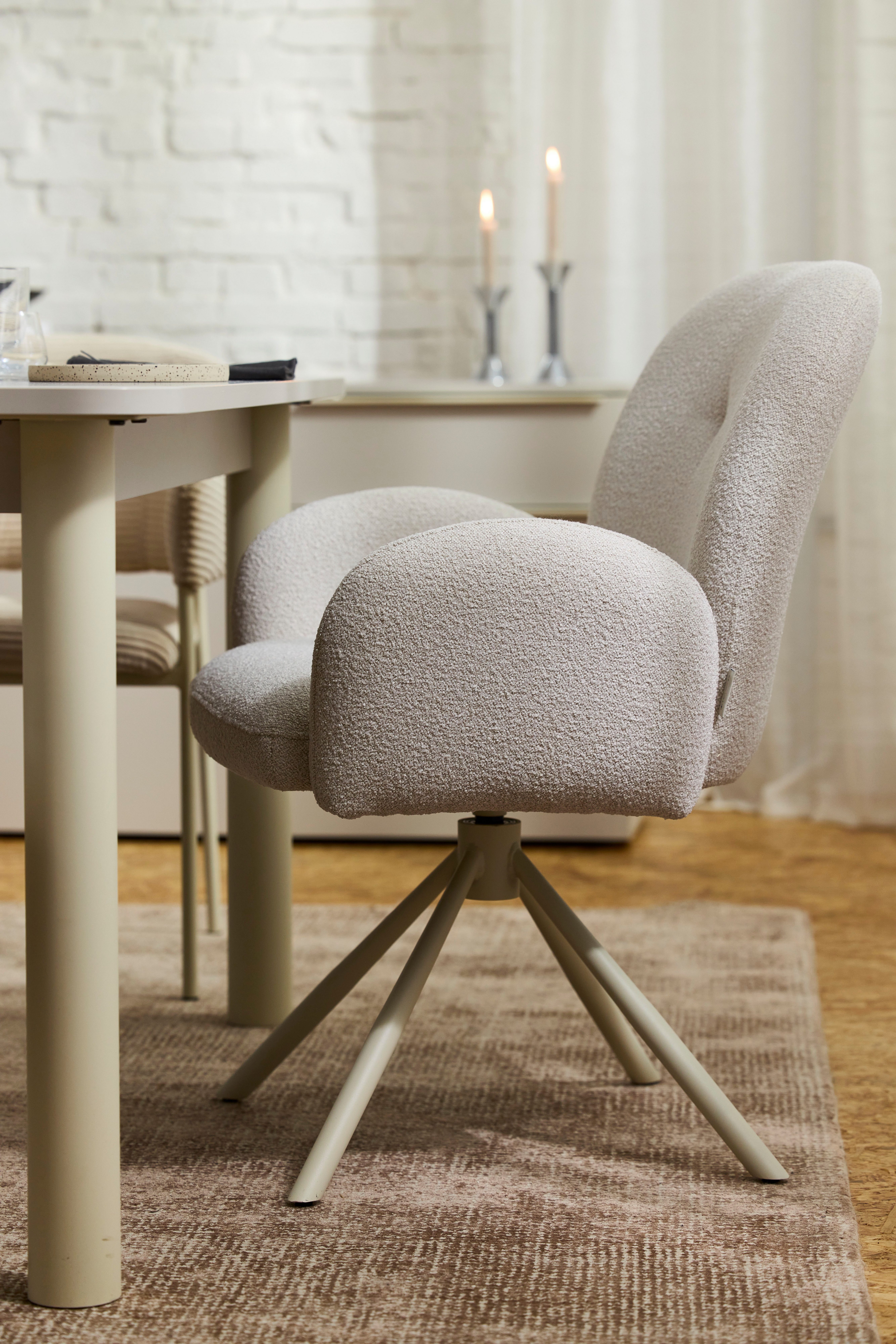 TOM TAILOR HOME Armlehnstuhl PEBBLE ARMCHAIR (Set, 2 St), Esszimmerstuhl, mit Armlehnen, 4-Fußgestell, 140 kg belastbar, drehbar