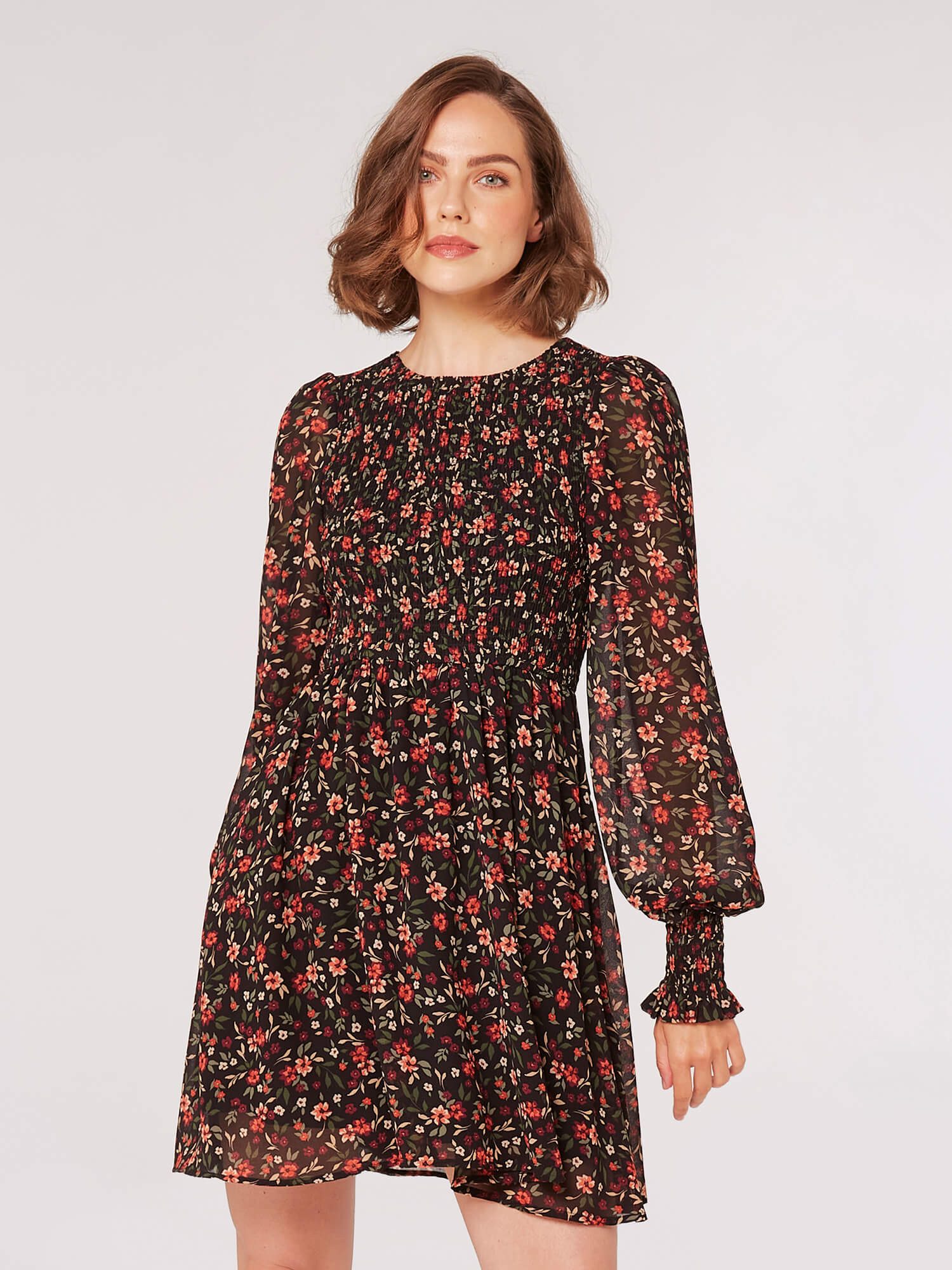 Apricot Smokkleid geblümtes Minikleid, (1-tlg) mit günstig online kaufen