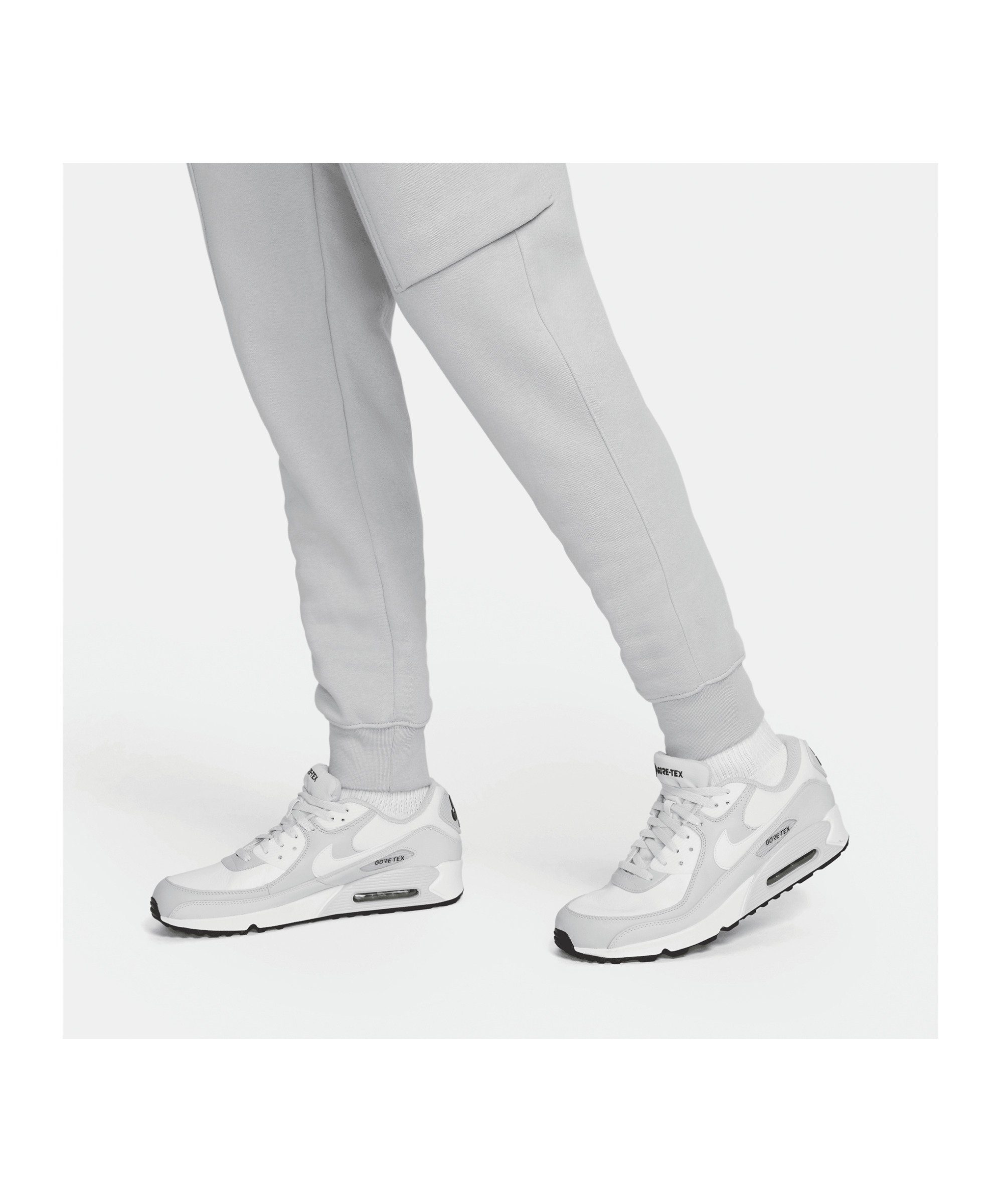 Jogginghose Cargo Sportswear Fleece Issue Nike grau Standart Hose