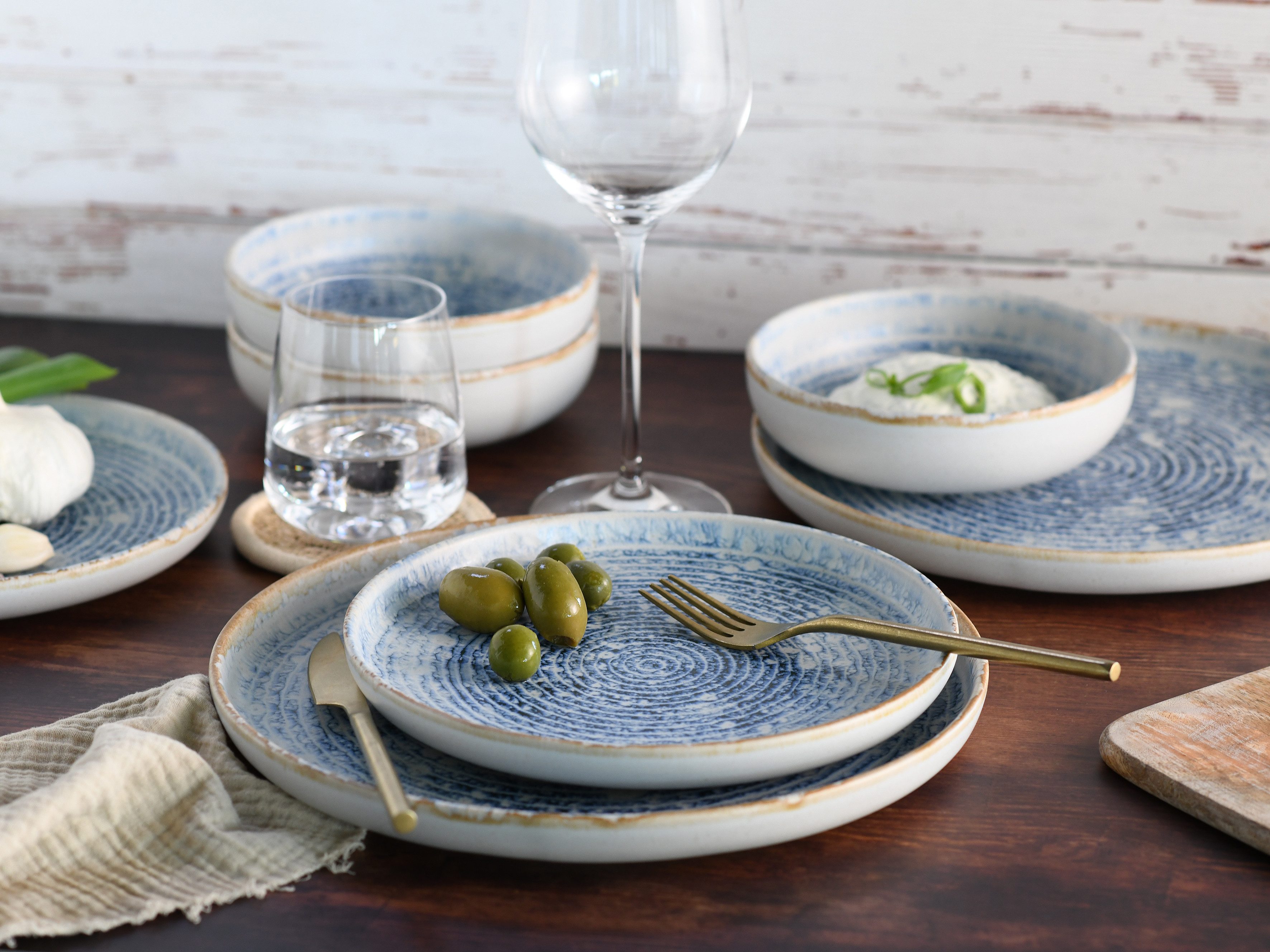 CreaTable Teller-Set Uno Mykonos, Teller Set 12-tlg (12-tlg), 4 Personen, Steinzeug, Sommerlich, Vintage Style, Reaktivglasur