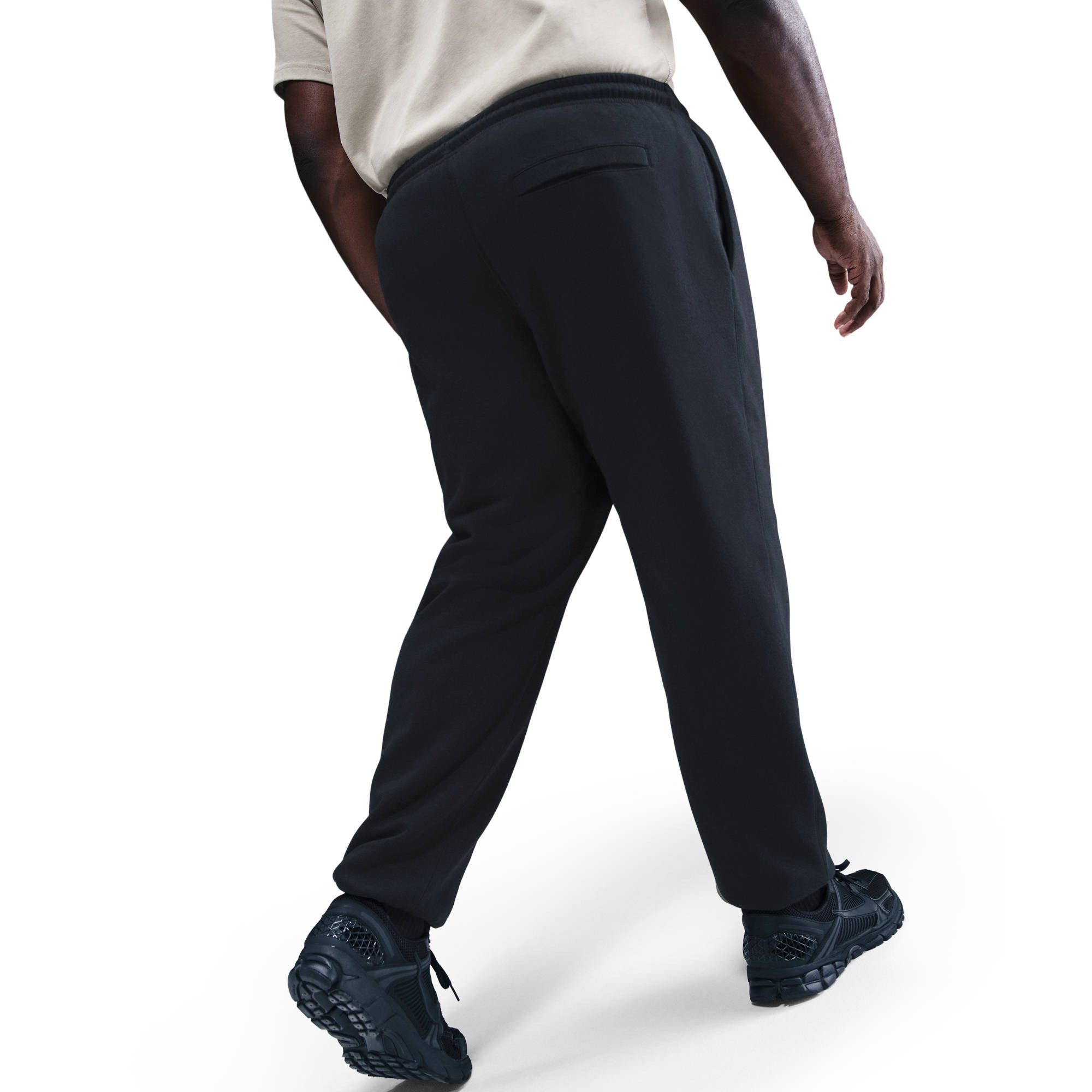 Nike Sportswear Sporthose M NK CLUB BB CUFF PANT aus Baumwolle und Polyester, mit angerautem Fleece