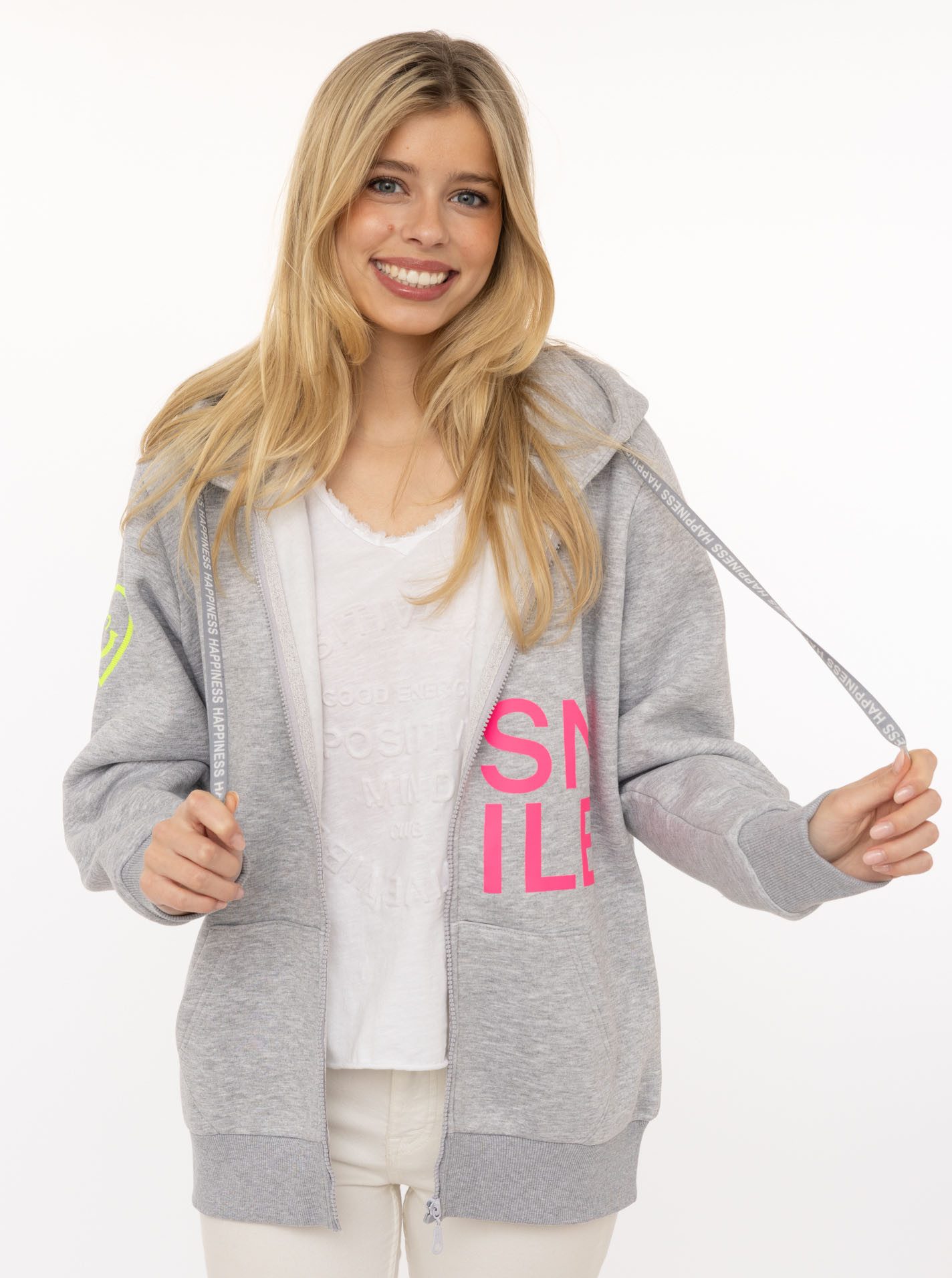Zwillingsherz Kapuzensweatjacke "Alissa" mit SMILE, gesticktem Herz am Arm und Reißverschluss