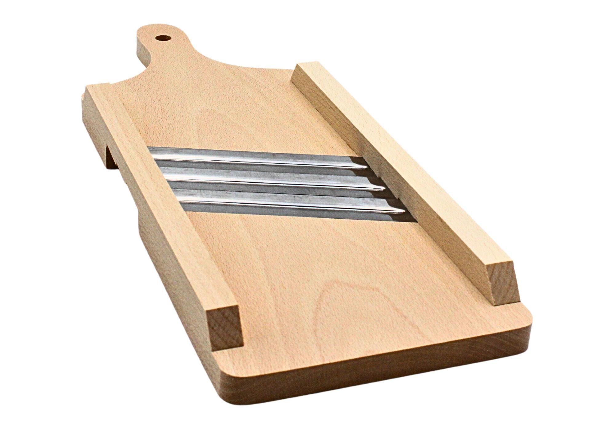 Dekohelden24 Gemüsehobel Holzbrett - Gurkenhobel - Krauthobel mit integriertem Schneider in, Holz