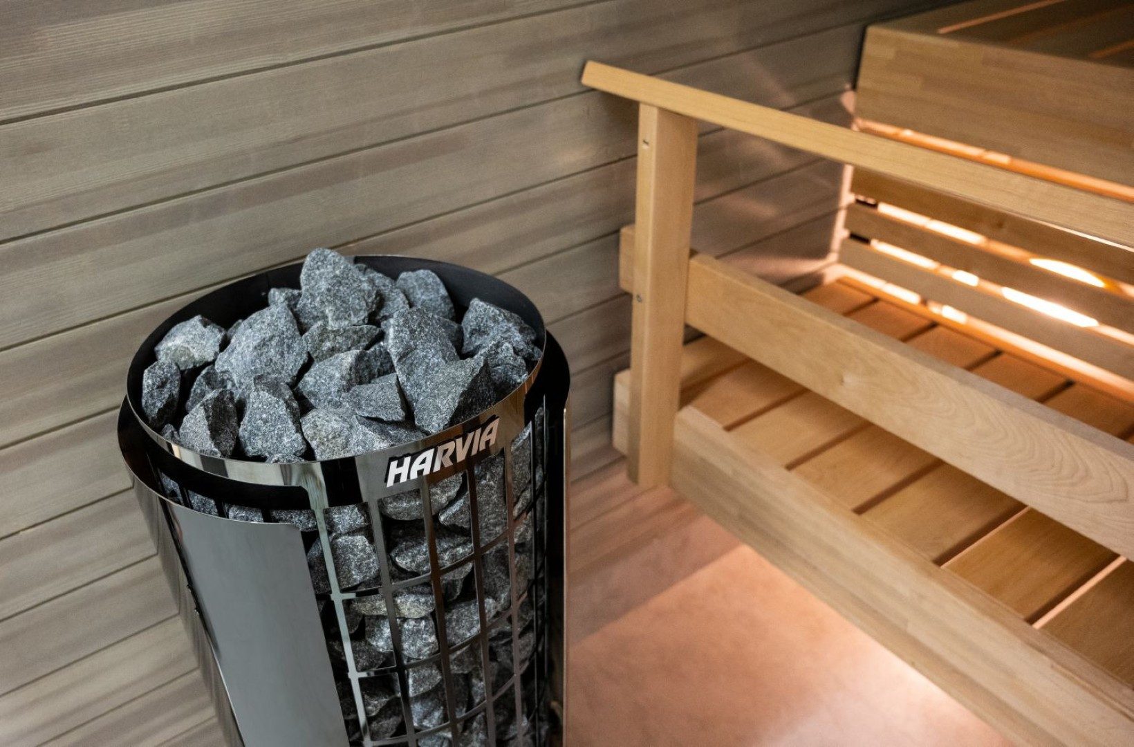 HARVIA Saunaofen Cilindro PC90 Elektro-Saunaofen 9,0 kW integrierter Steuerung, 9 kW, Integrierte Steuerung, Elektrisches Heizen; Gleichmäßige Wärmeverteilung; Aufgussbetrieb
