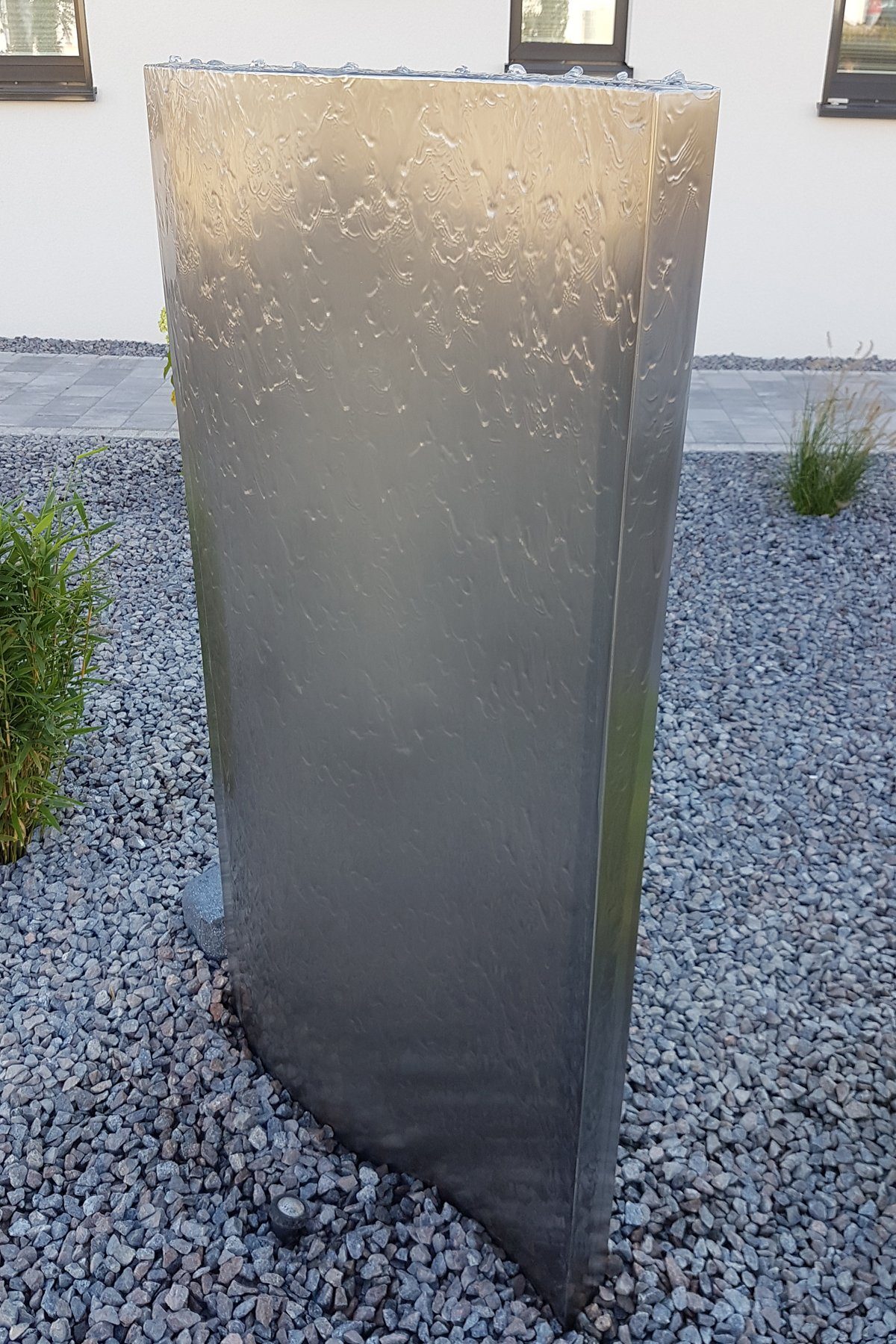 Köhko Gartenbrunnen Wasserspiel "Libro" mit LED günstig online kaufen