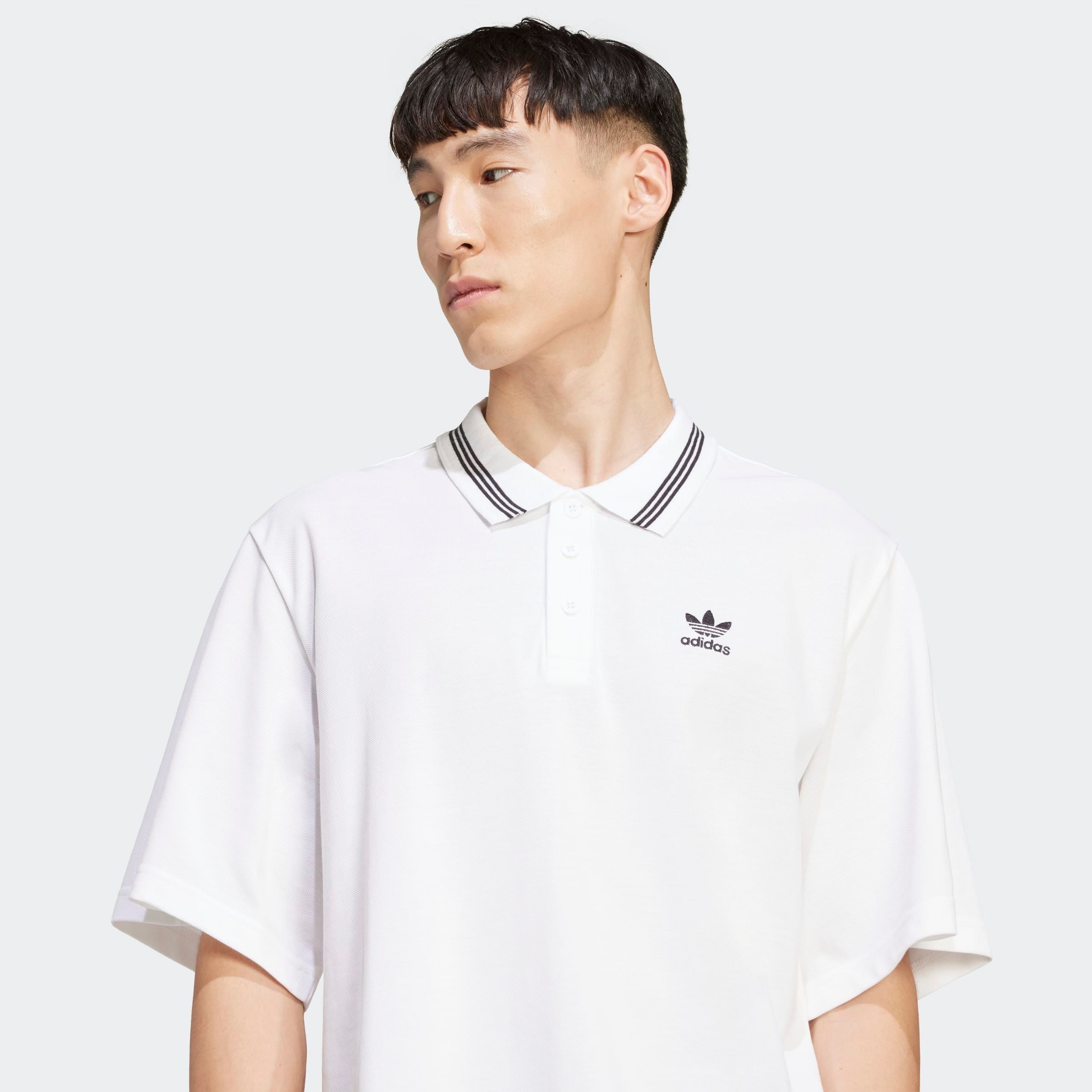 adidas Originals T-Shirt ADIDAS ADICOLOR, LOCKER GESCHNITTEN sportlicher Stil, lockere Silhouette, mit Druckknopfverschluss