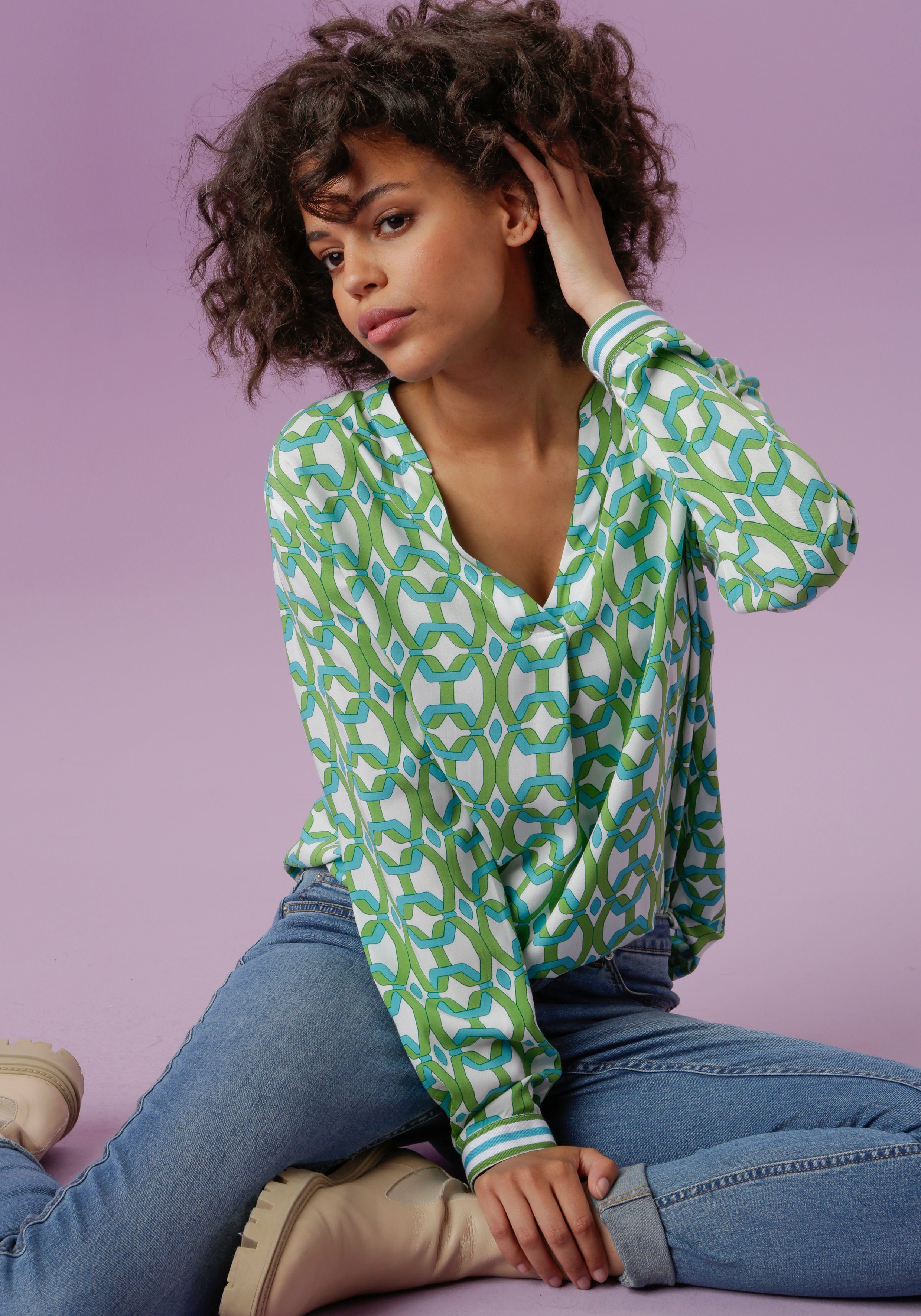 Aniston CASUAL Schlupfbluse mit extravagantem, graphischem Druck