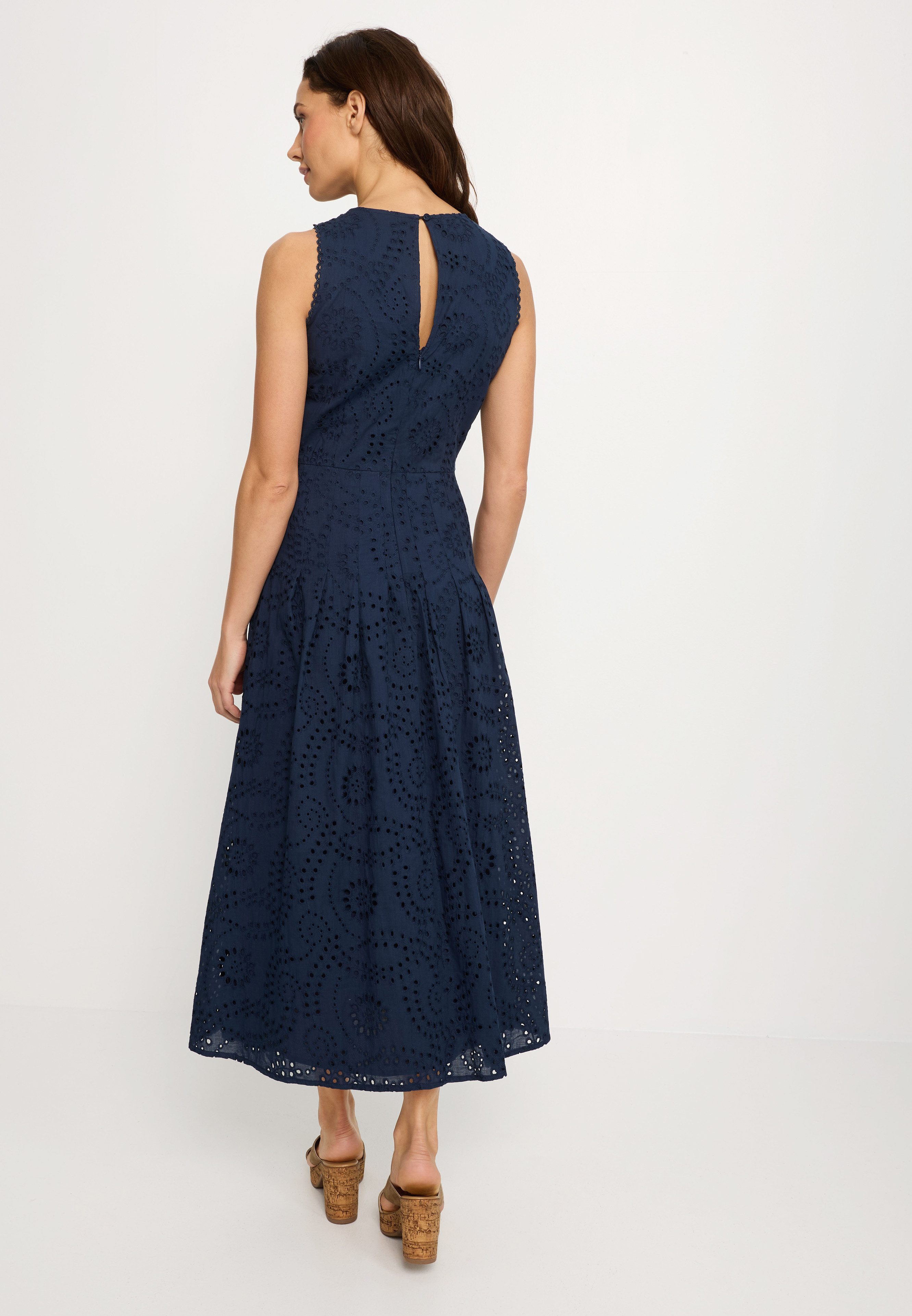 Buffalo Spitzenkleid in Maxilänge, Eyelet, modische Lochstickerei, elegantes Sommerkleid