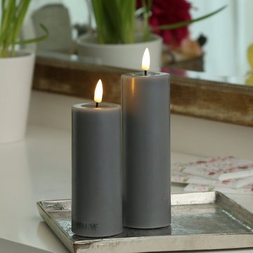 Deluxe Homeart LED-Kerze Mia Echtwachs Deluxe Wachsspiegel flackernd H: 15cm D: 5cm grau