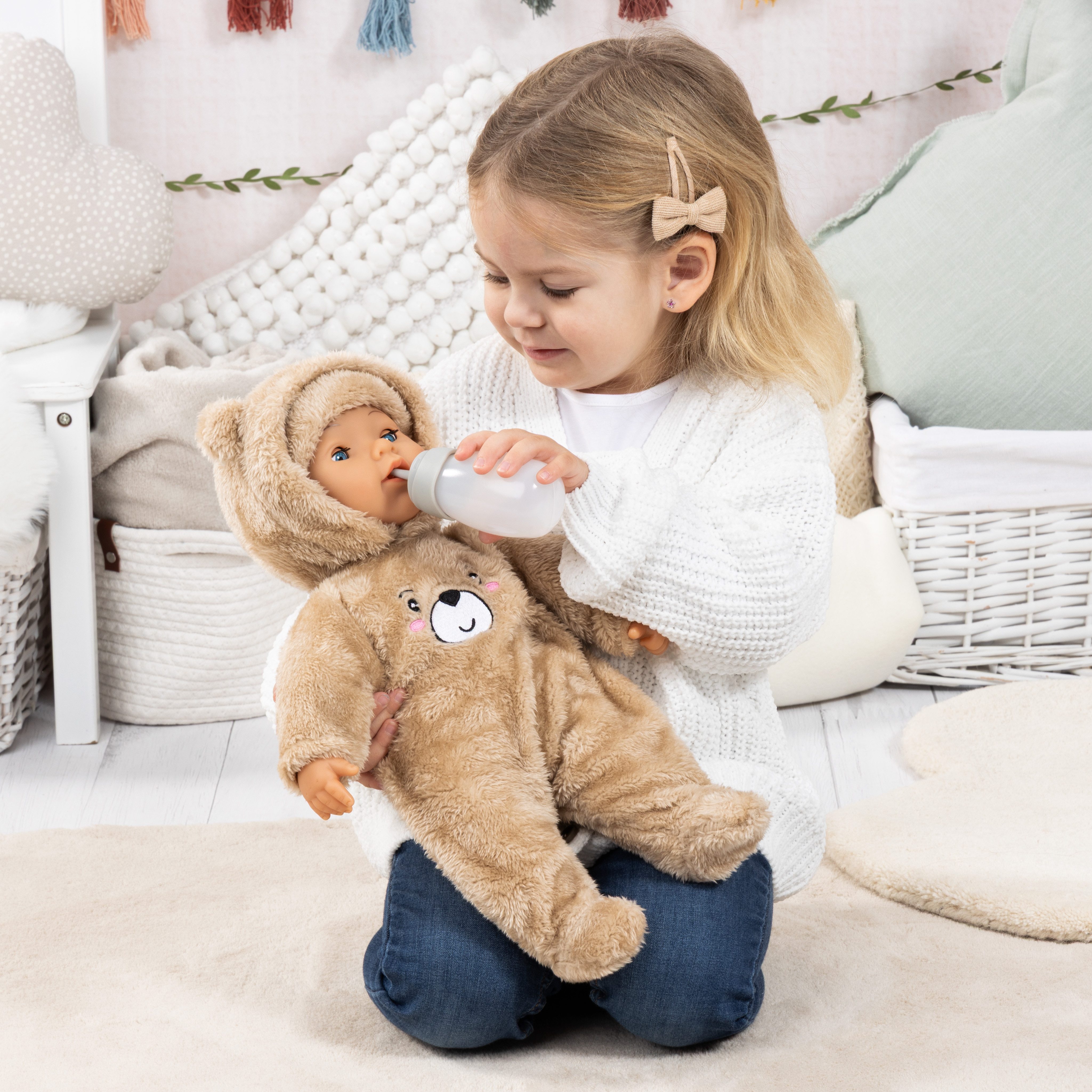 Bayer Babypuppe Piccolina Magic Tears 42 cm, weint echte Tränen – Bild 5 von 5