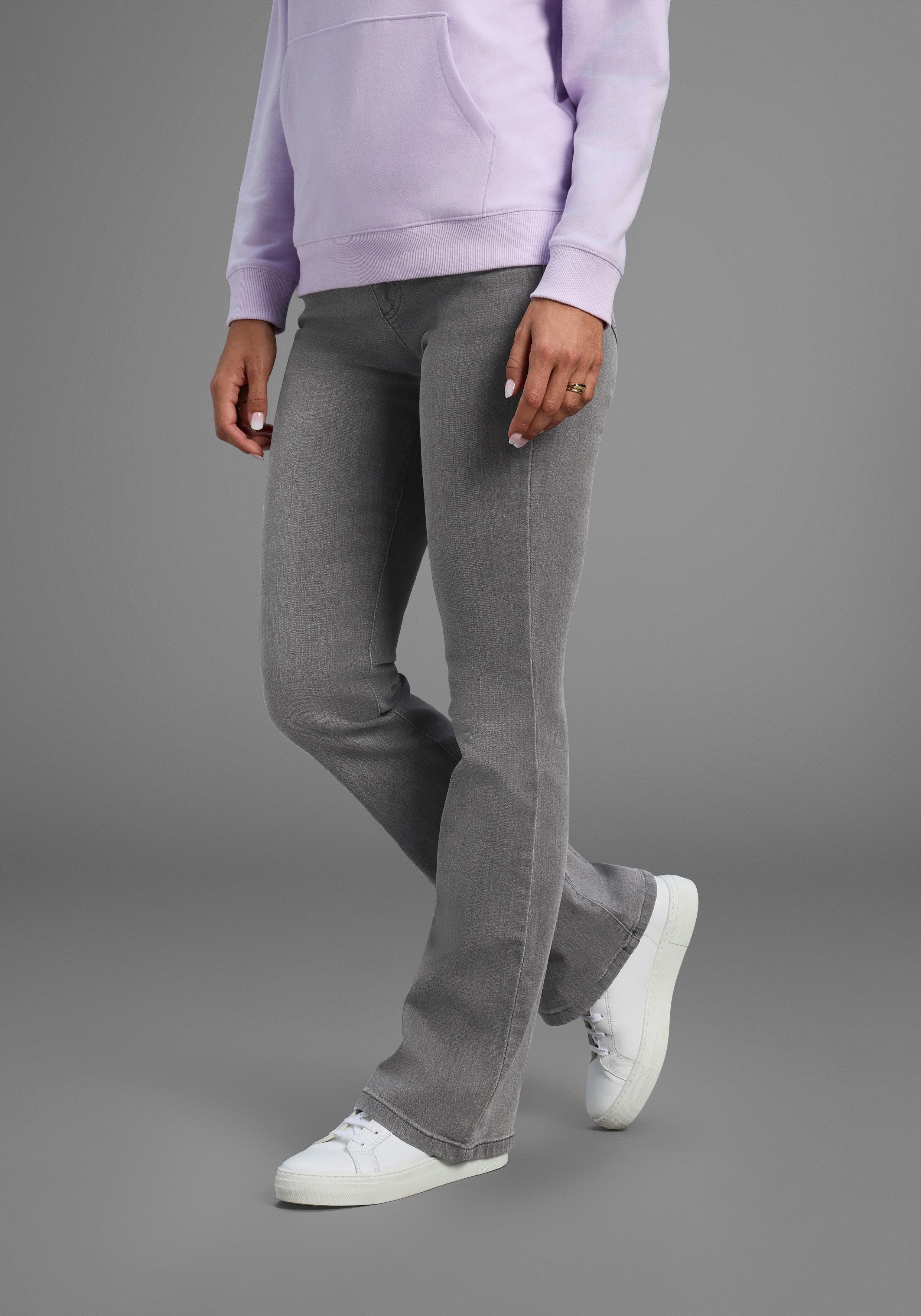 Arizona Bootcut-Jeans Comfort-Fit ausgestellte Beinform, mit Eingrifftaschen, High-Waist