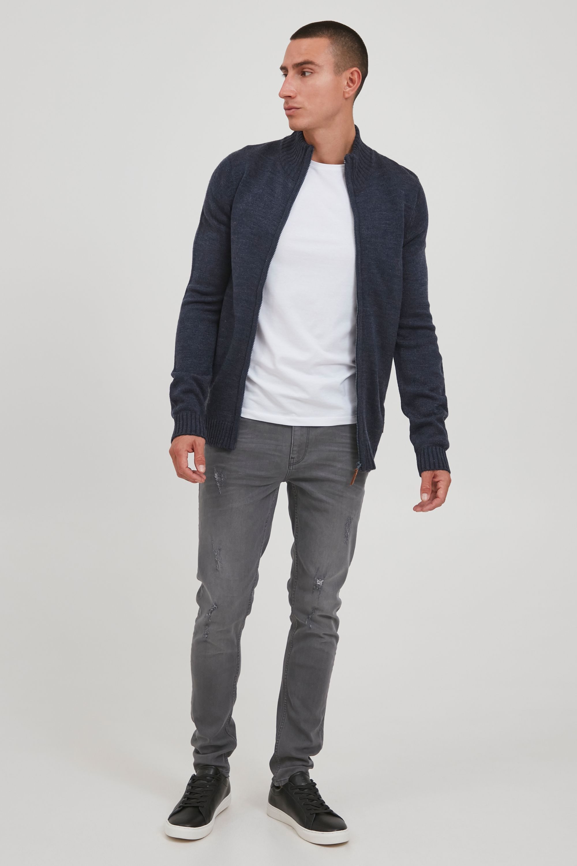 11 Project Strickjacke PRNoldi Feinstrickjacke mit hochschließendem Kragen günstig online kaufen