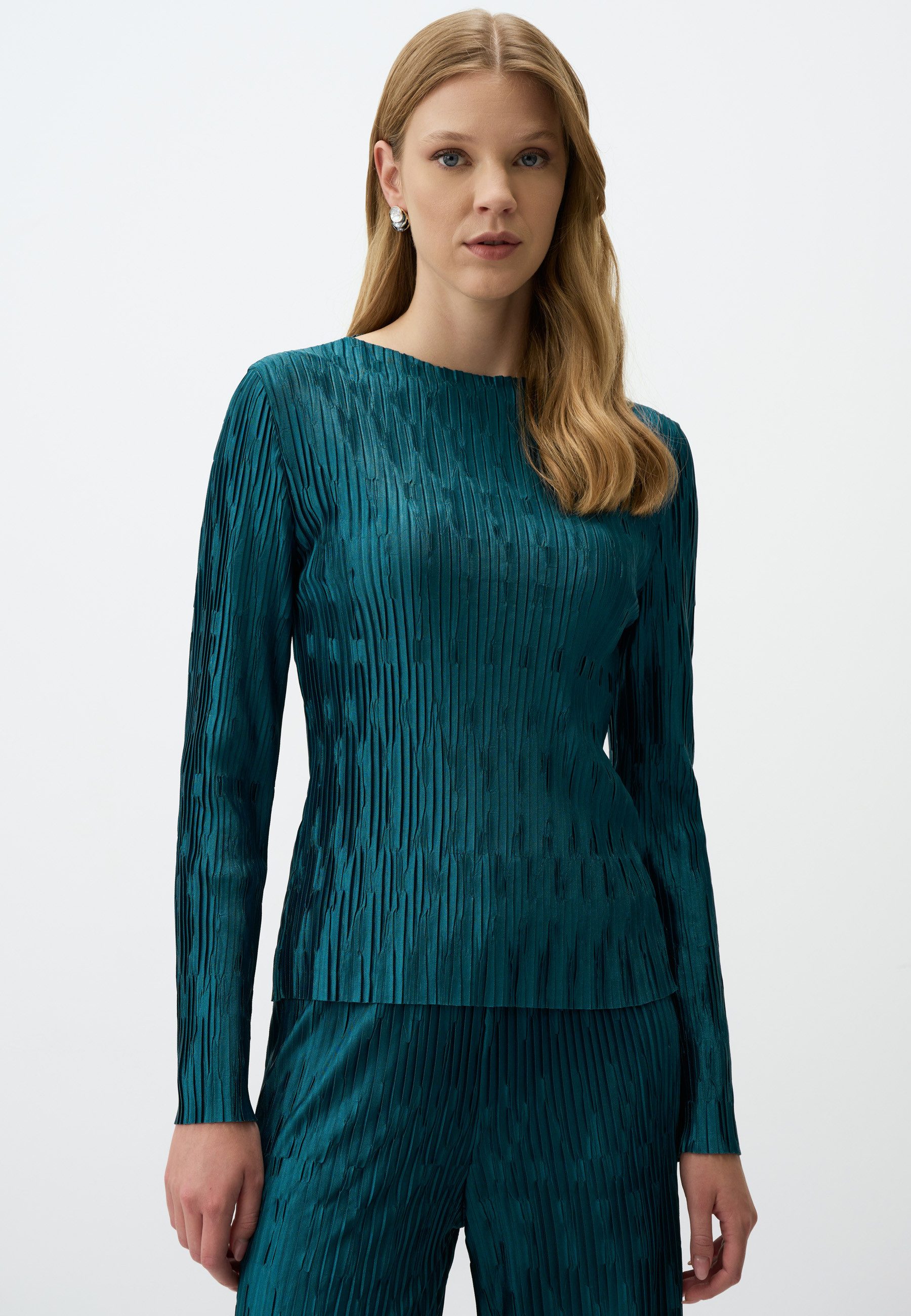 Blusentop Slim Fit Strickbluse Mit U-Boot-Ausschnitt Und Janjani