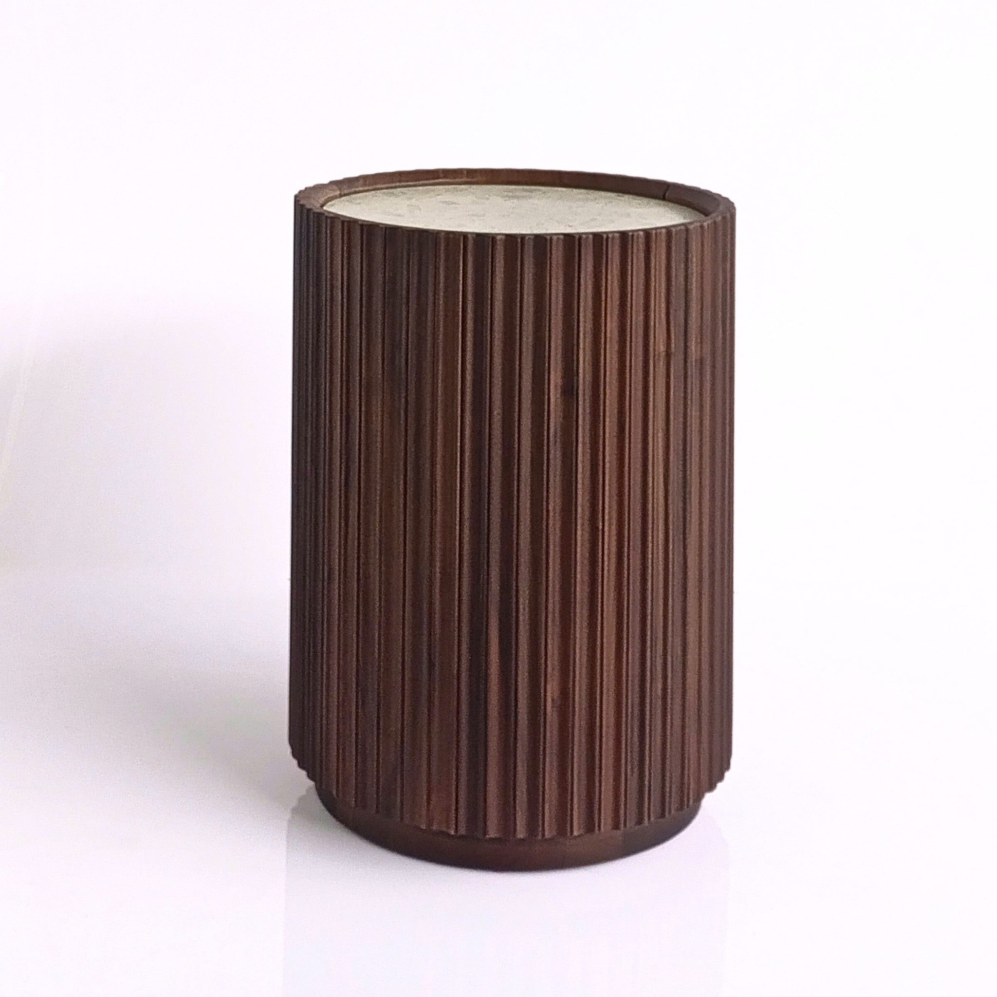 Woodek Design Nachttisch für Schlafzimmer Franz, runder Couchtisch aus massivem Nussbaumholz (Durchmesser: 42 cm, Höhe: 55 cm, 1-St., praktischer Stauraum), Beistelltisch mit Steinplatte