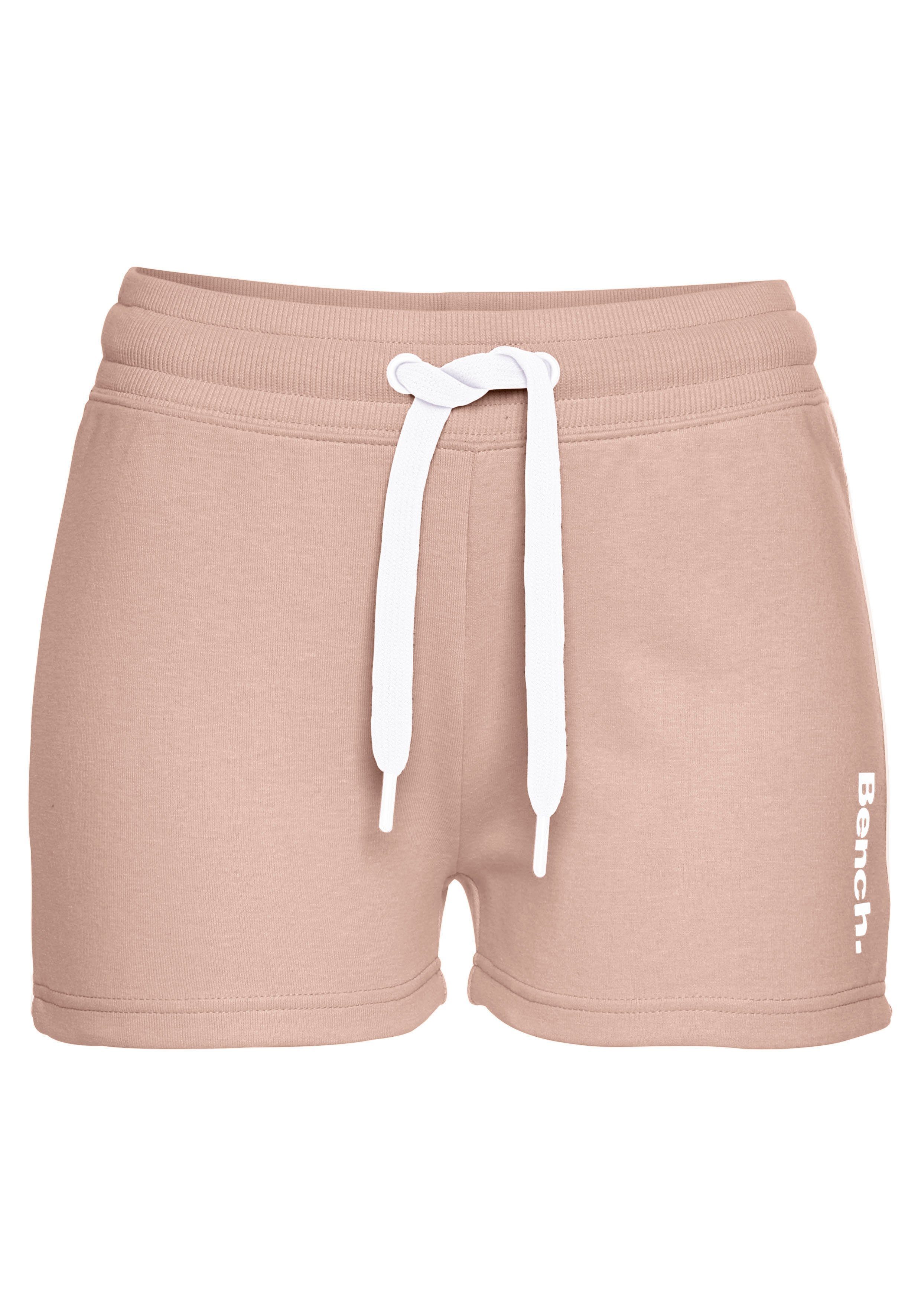 Bench. Loungewear Relaxshorts mit Seitenstreifen, Loungewear. € 24,99