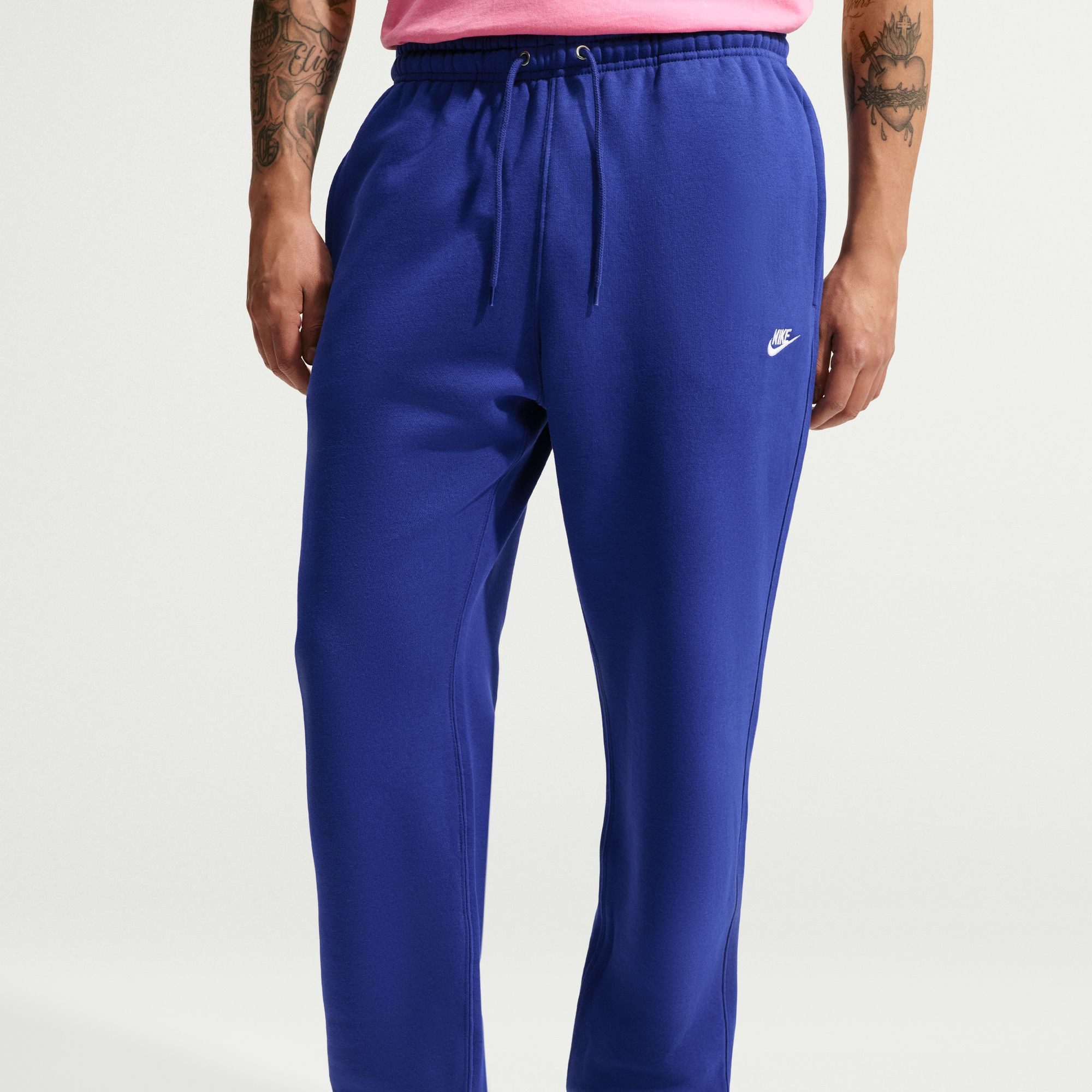 Nike Sportswear Sporthose M NK CLUB BB CUFF PANT aus Baumwolle und Polyester, mit angerautem Fleece