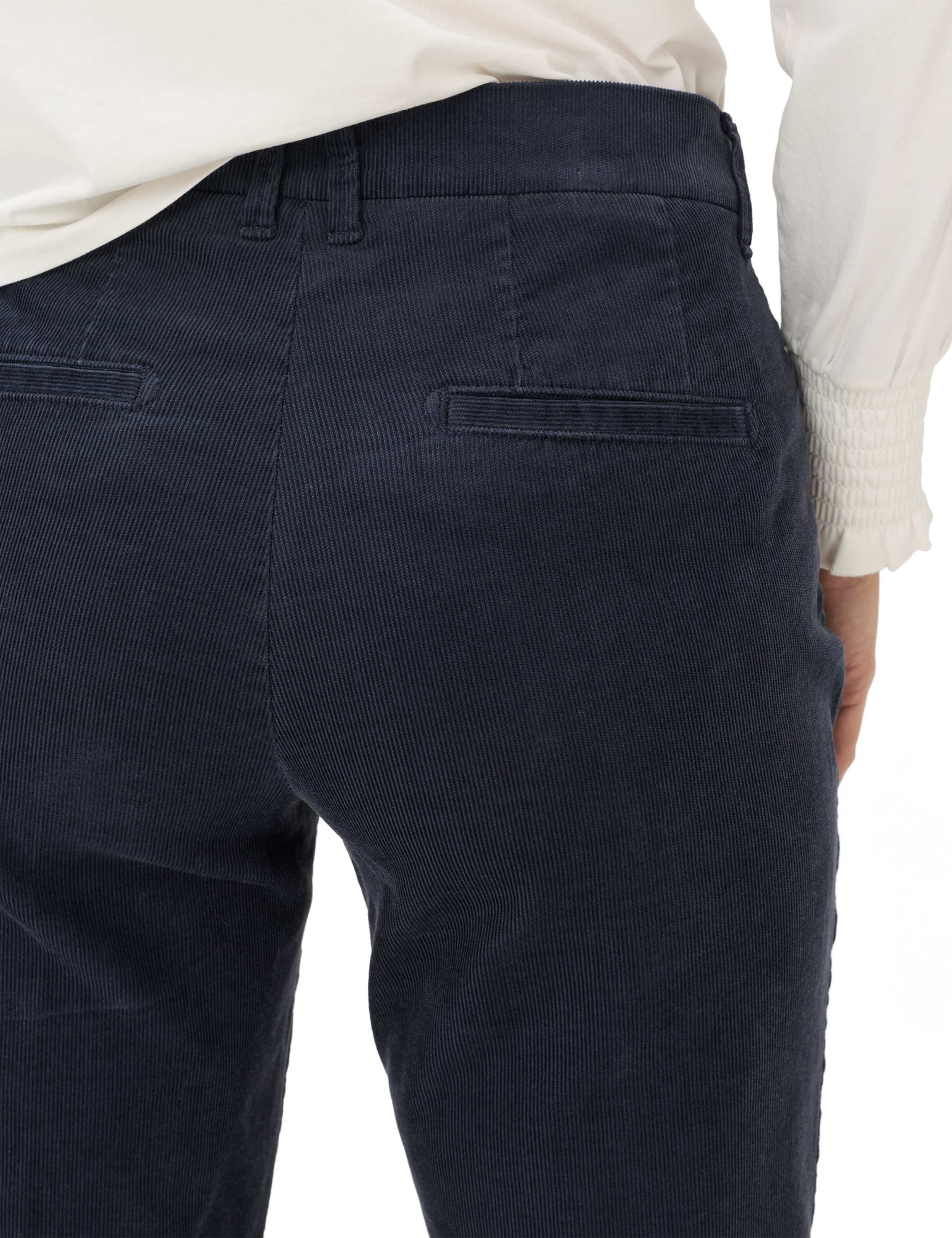 Brax 5-Pocket-Hose Style MARA S Cord: Flatfronthose im Regular Fit – Bild 4 von 5