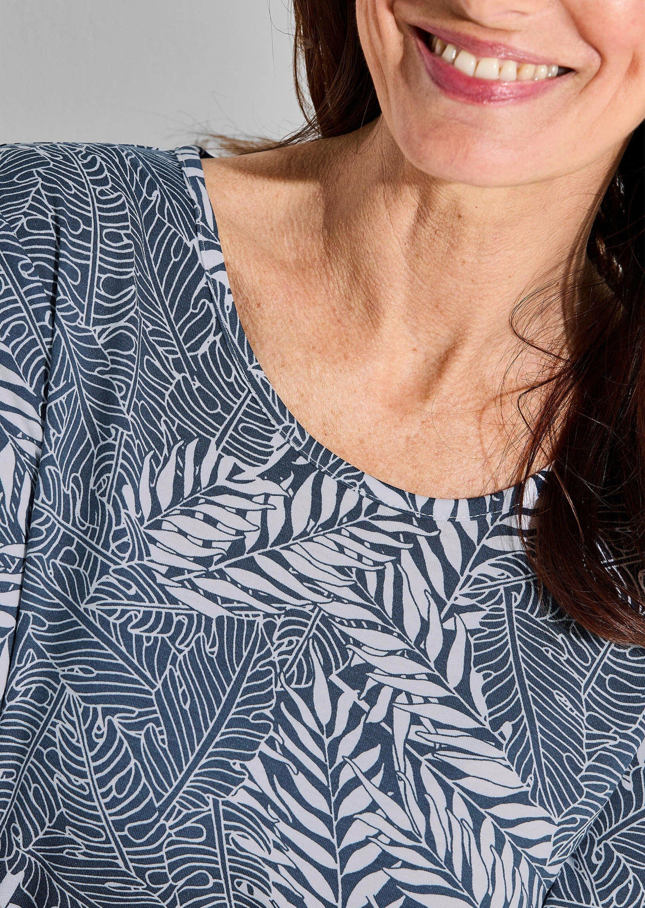 GOLDNER Print-Shirt Blusenshirt mit Blättermuster Viskoseshirt mit stilvollem Rundhalsausschnitt und Halbarm