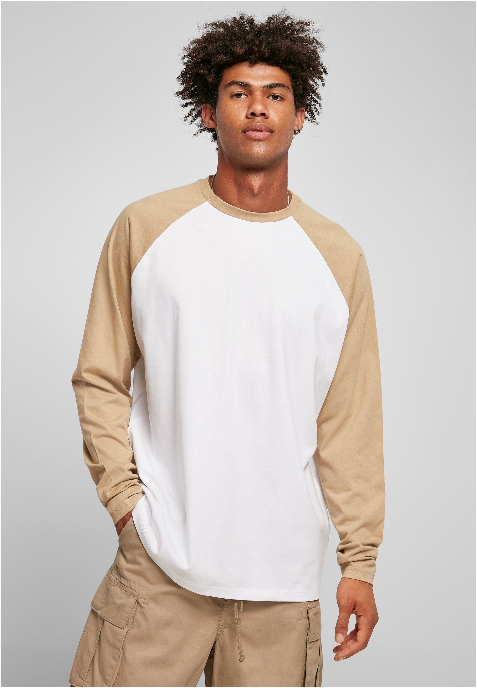 URBAN CLASSICS T-Shirt Herren Organic Oversized Raglan Longsleeve (1-tlg) white/unionbeige