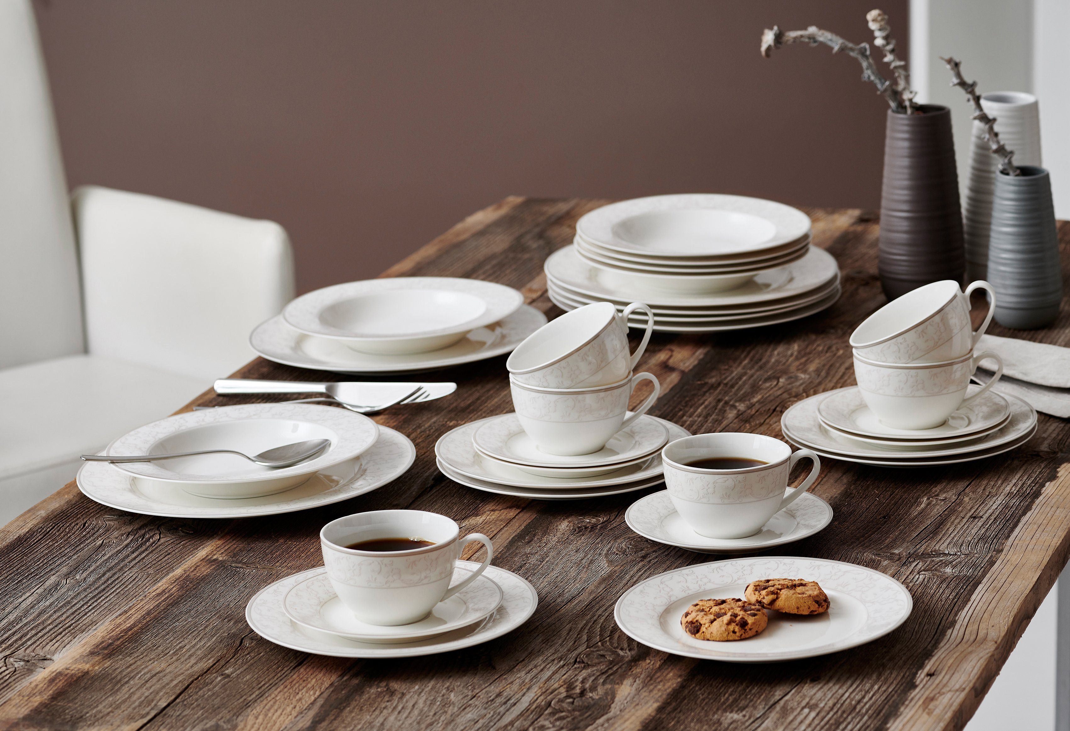 Ritzenhoff & Breker Kaffeeservice Geschirr-Set, Service ISABELLA (18-tlg), 6 Personen, Porzellan, extravagantes Design, 18 Teile, für 6 Personen