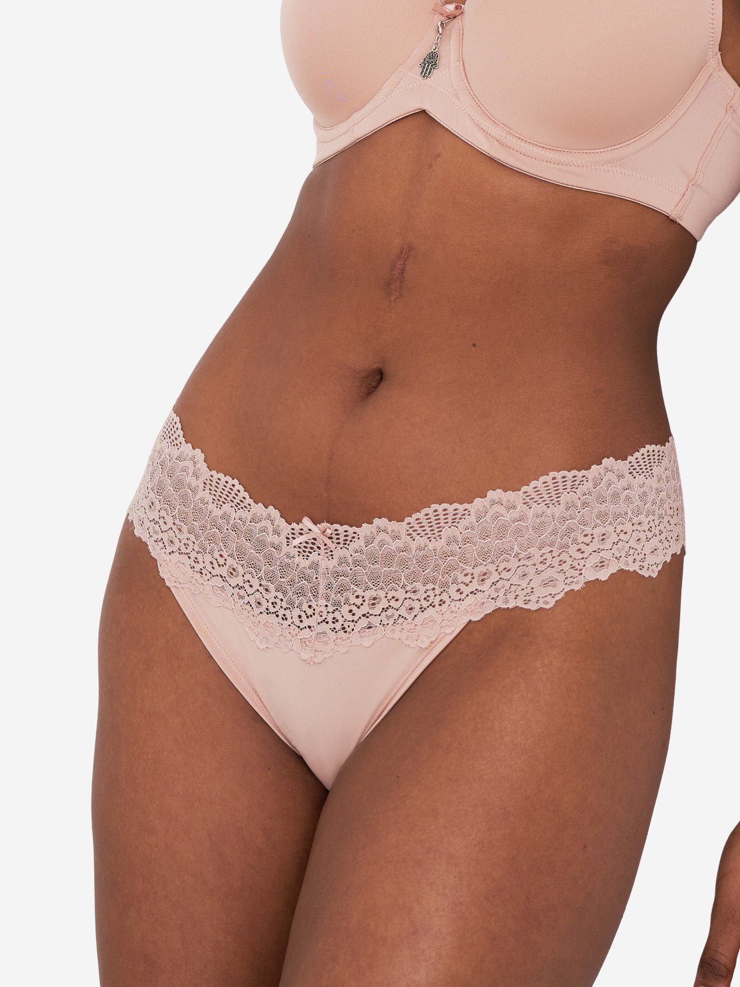 String SugarShape Pure Lace cappuccino