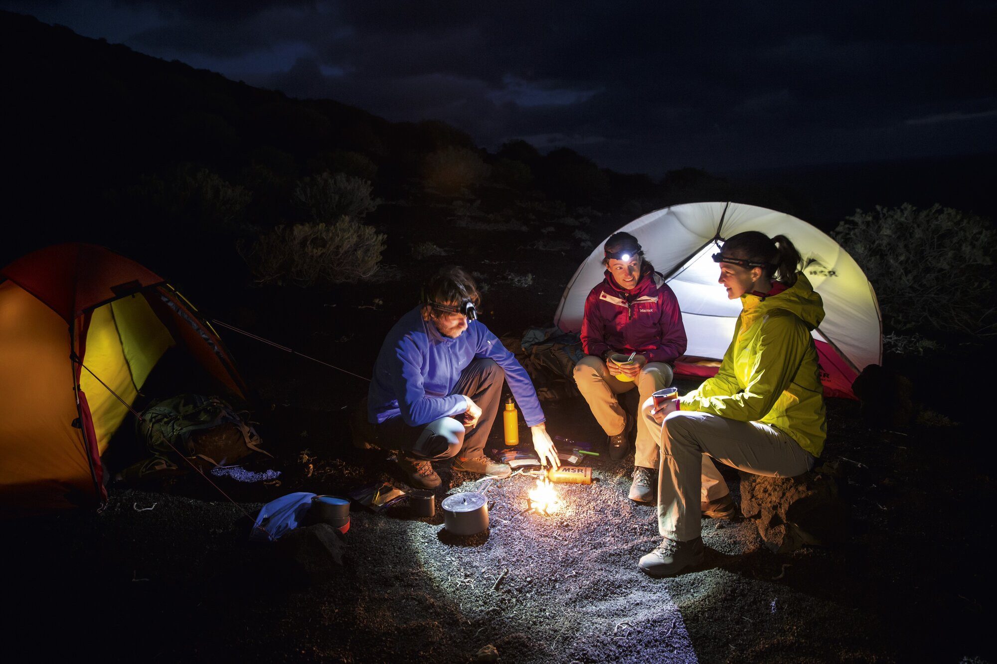 Ledlenser LED Stirnlampe H14R.2, bis 1000 lm, 300m Leuchtweite, bis 35 Std Laufzeit, Akku, aufladbar