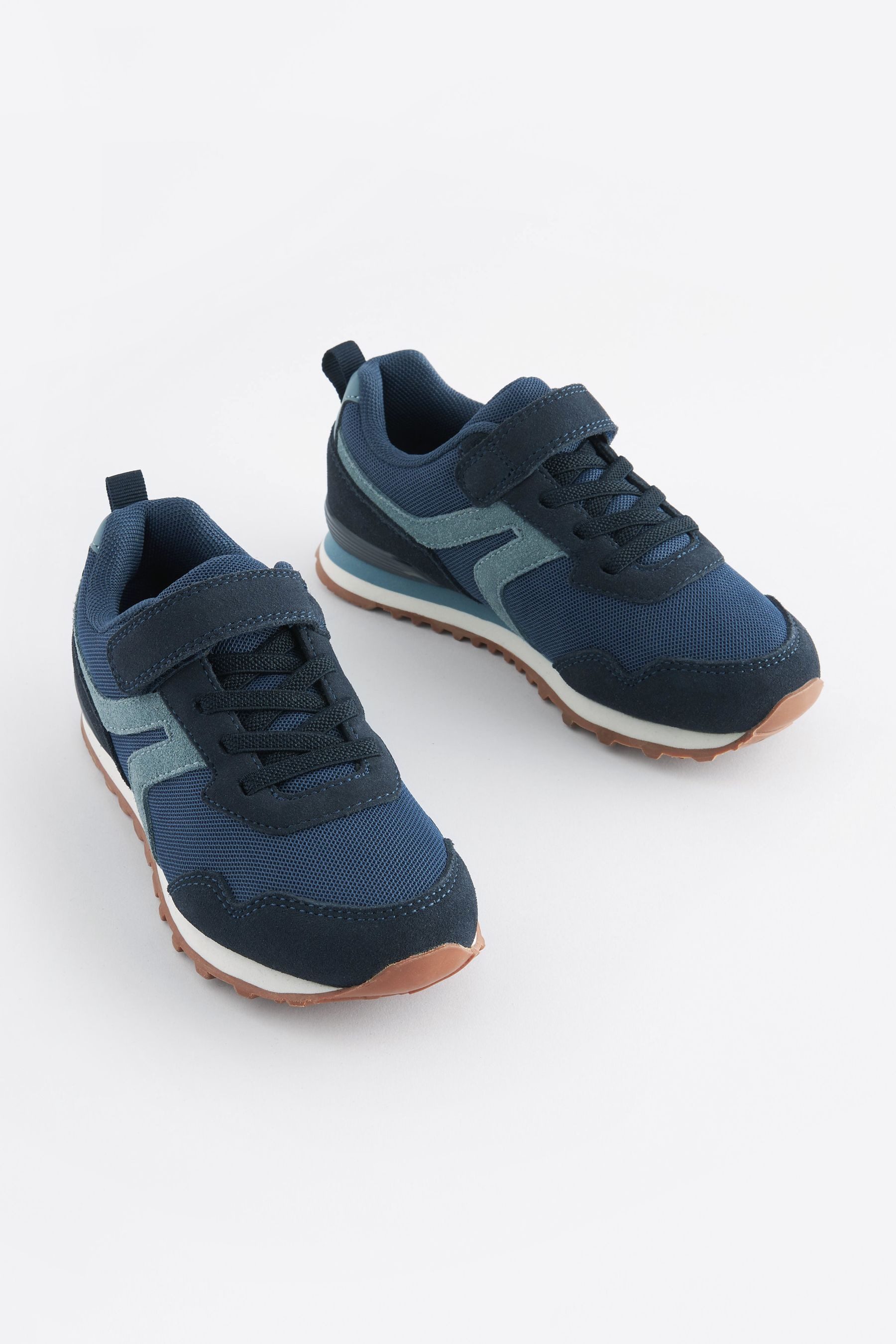 Next Sneaker mit elastischen Schnürsenkeln und Riemen Sneaker (1-tlg)