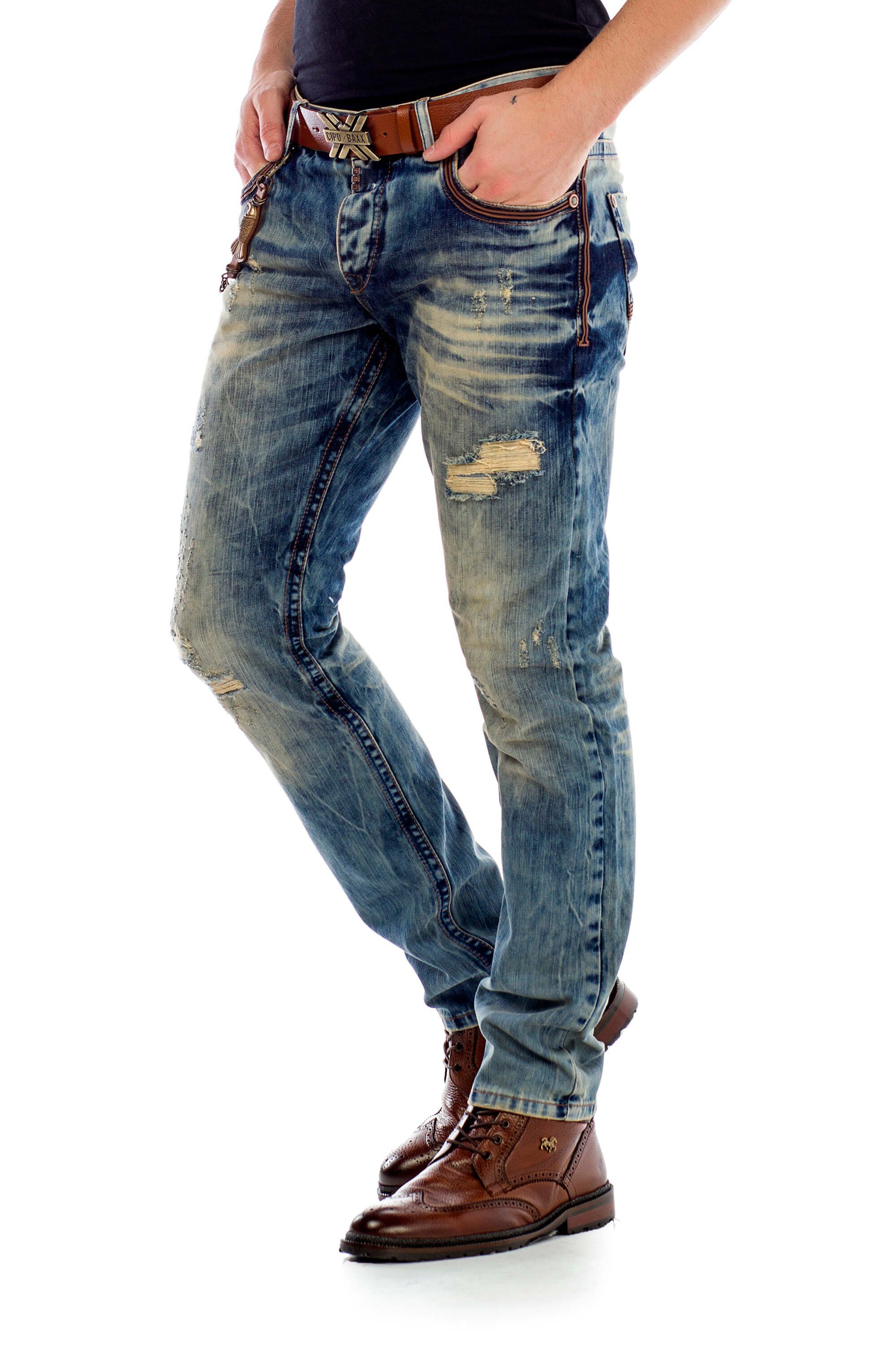 coolem & Bequeme in in Baxx Fit Jeans Straight Cipo Used-Look
