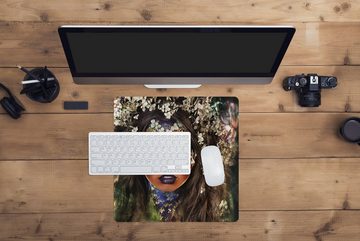 MuchoWow Gaming Mauspad Frau - Blumen - Make-up (1-St), Mousepad mit Rutschfester Unterseite, Gaming, 40x40 cm, XXL, Großes