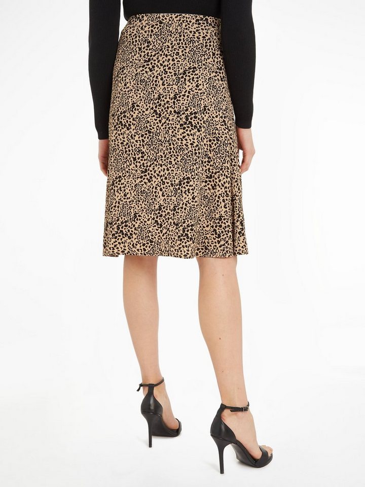 Tommy Jeans A-Linien-Rock TJW LEO FLARE SKIRT im modischem Animal Print