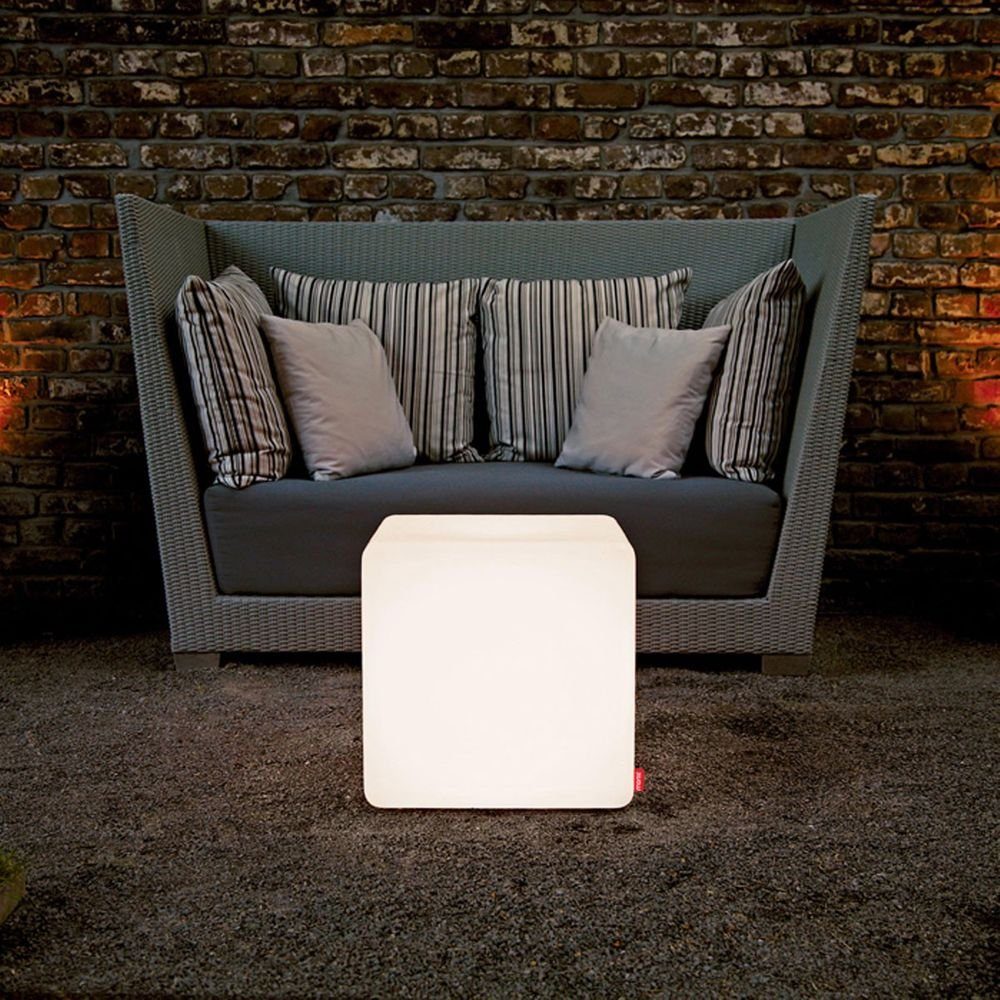 Outdoor Cube Sitzwürfel Weiß, Moree Moree IP44 Transluzent Stehlampe