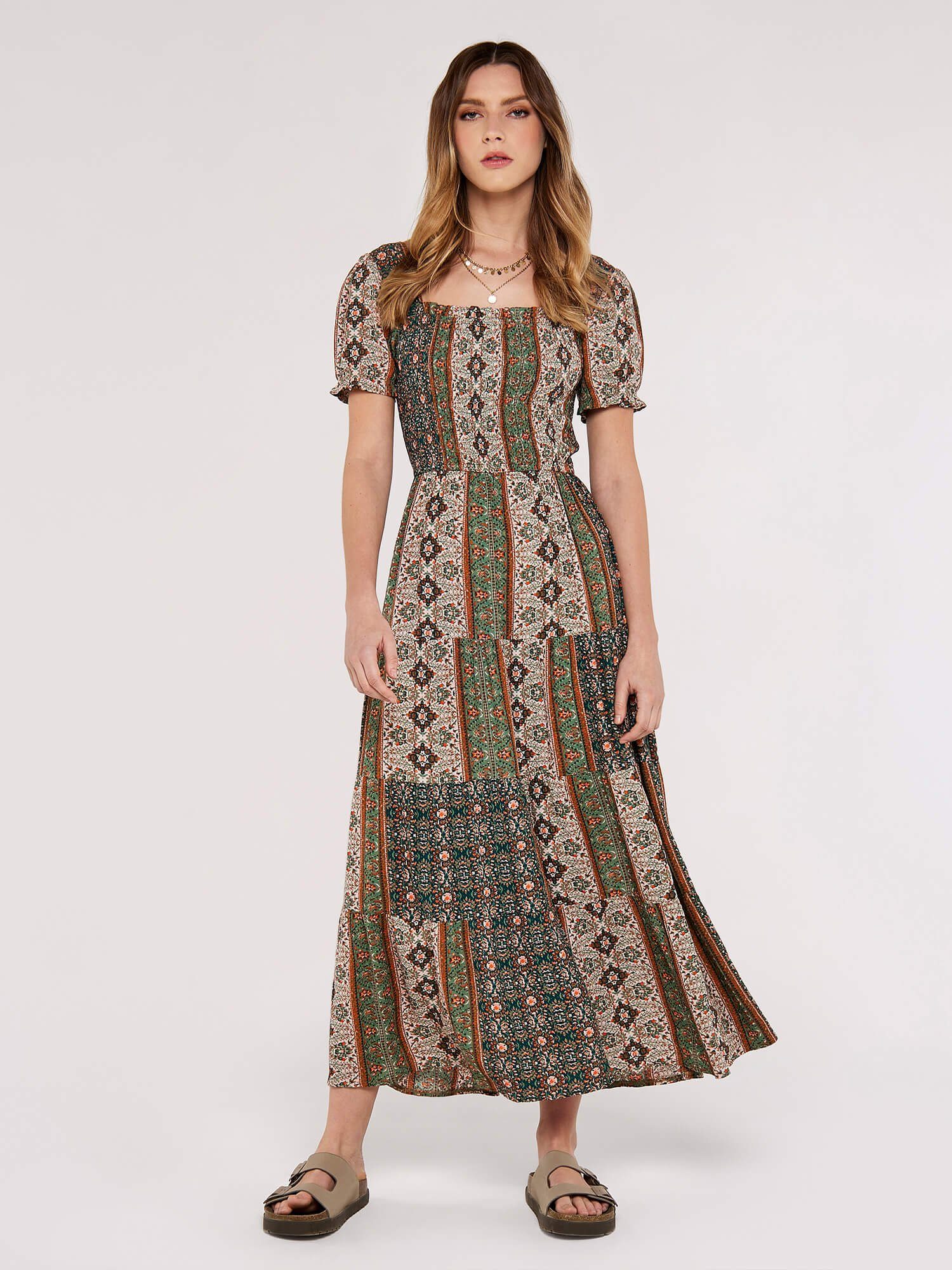 Apricot Druckkleid Paisley Patchwork Smock Midi Dress (1-tlg) mit Patchwork günstig online kaufen