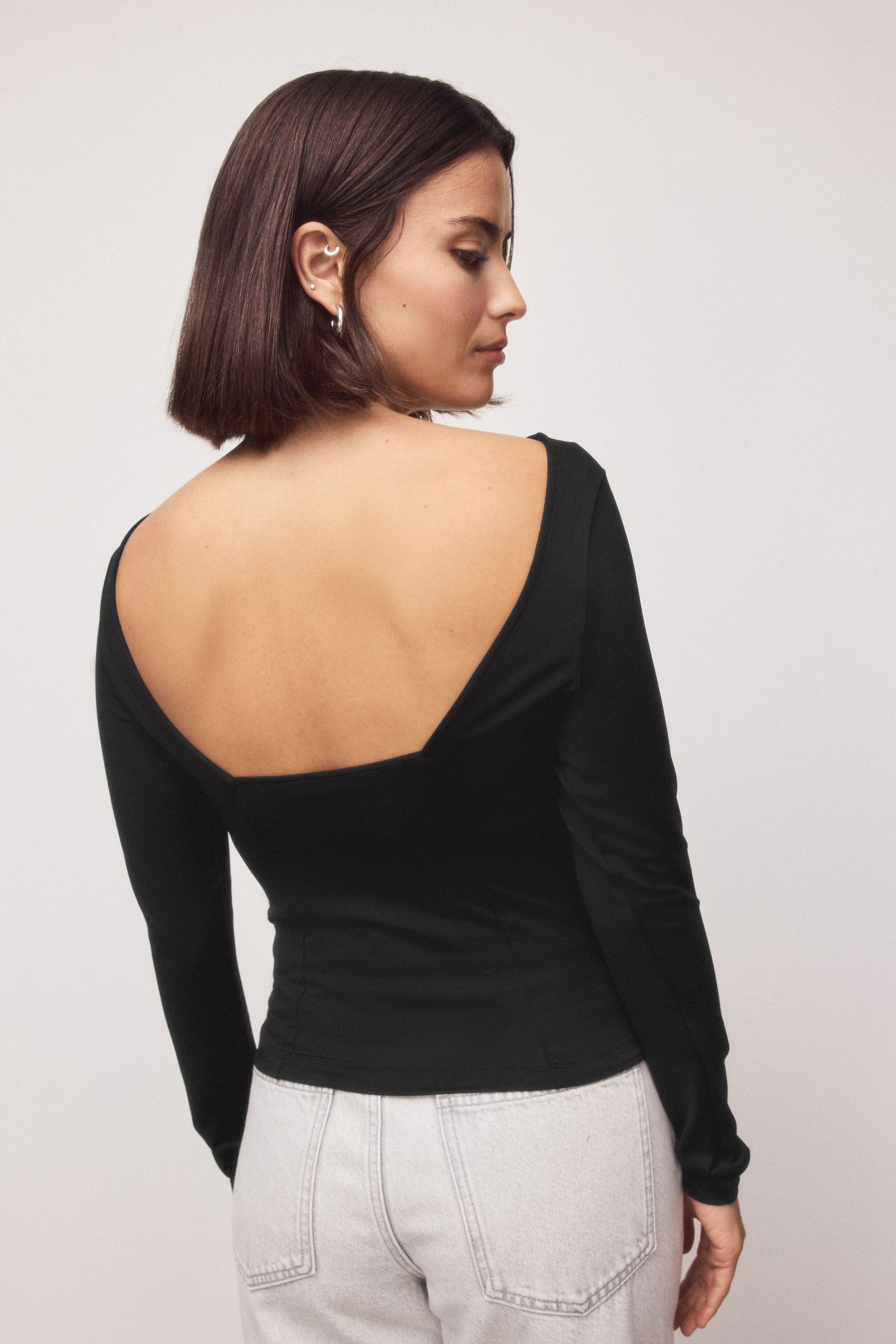 Next Langarmshirt Weiches, fließendes, rückenfreies Langarmoberteil (1-tlg) günstig online kaufen