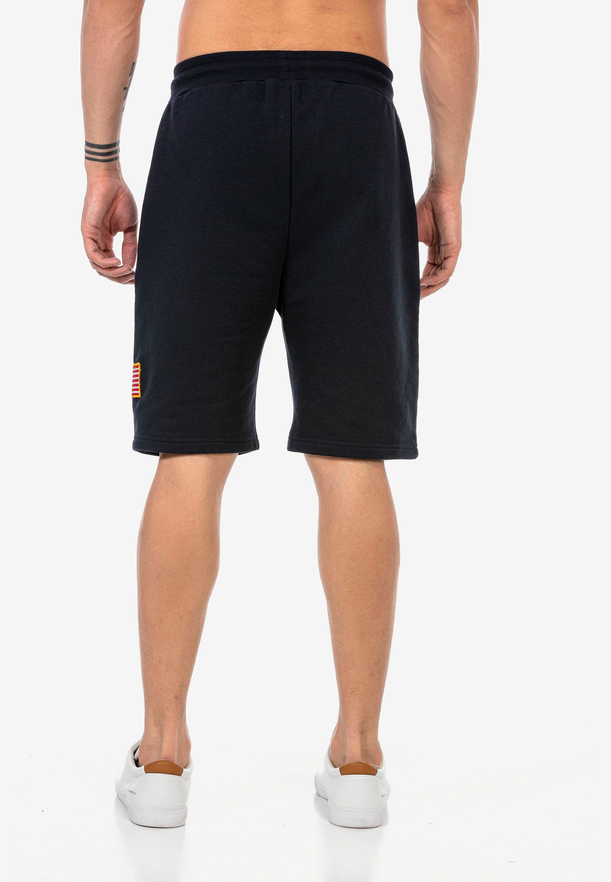 RedBridge Shorts Plano mit gesticktem NASA-Motiv