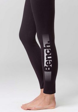 Bench. Leggings mit Logoprint am Bündchen