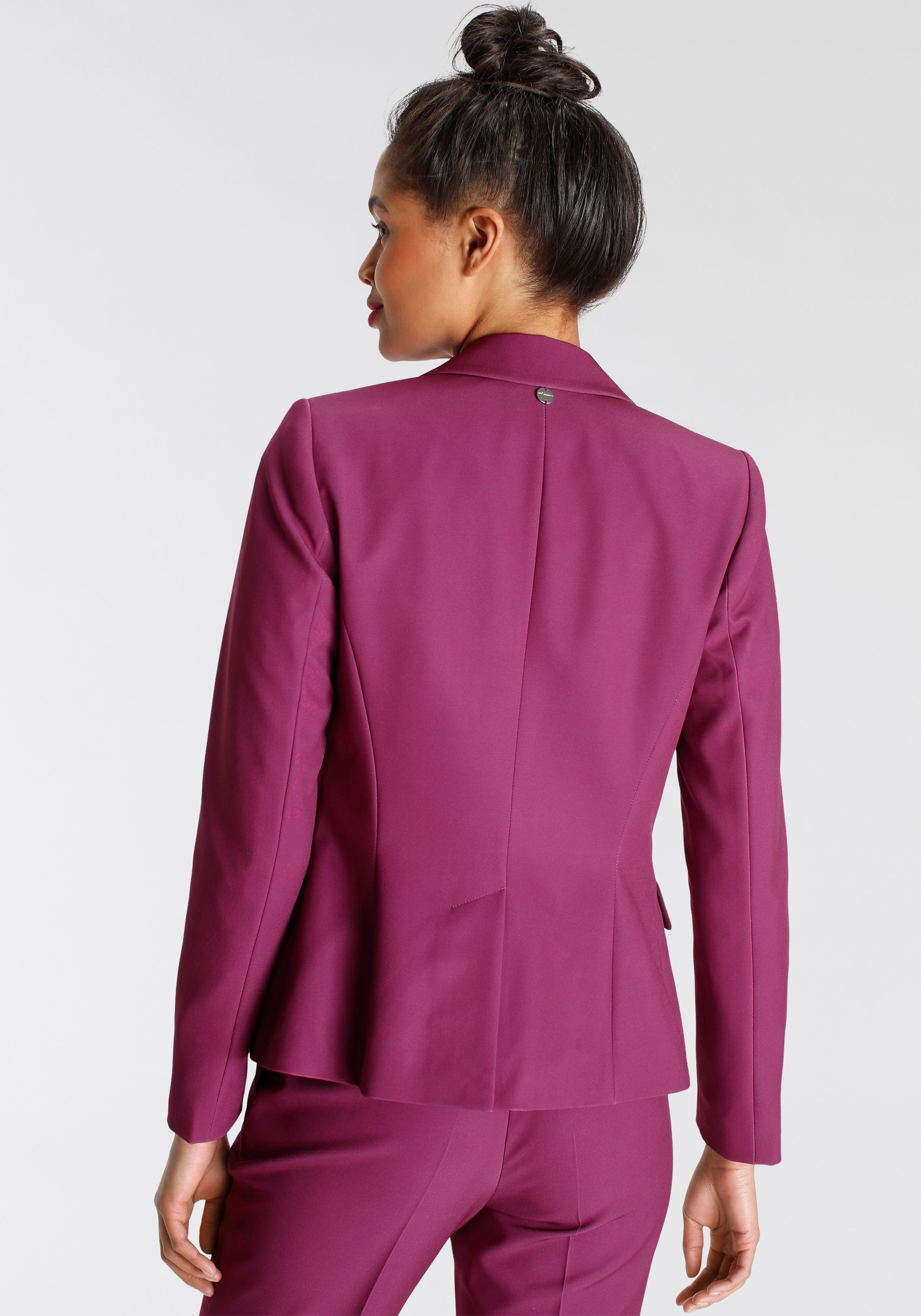 Tamaris Kurzblazer in Trendfarben - mit passender Anzugshose günstig online kaufen