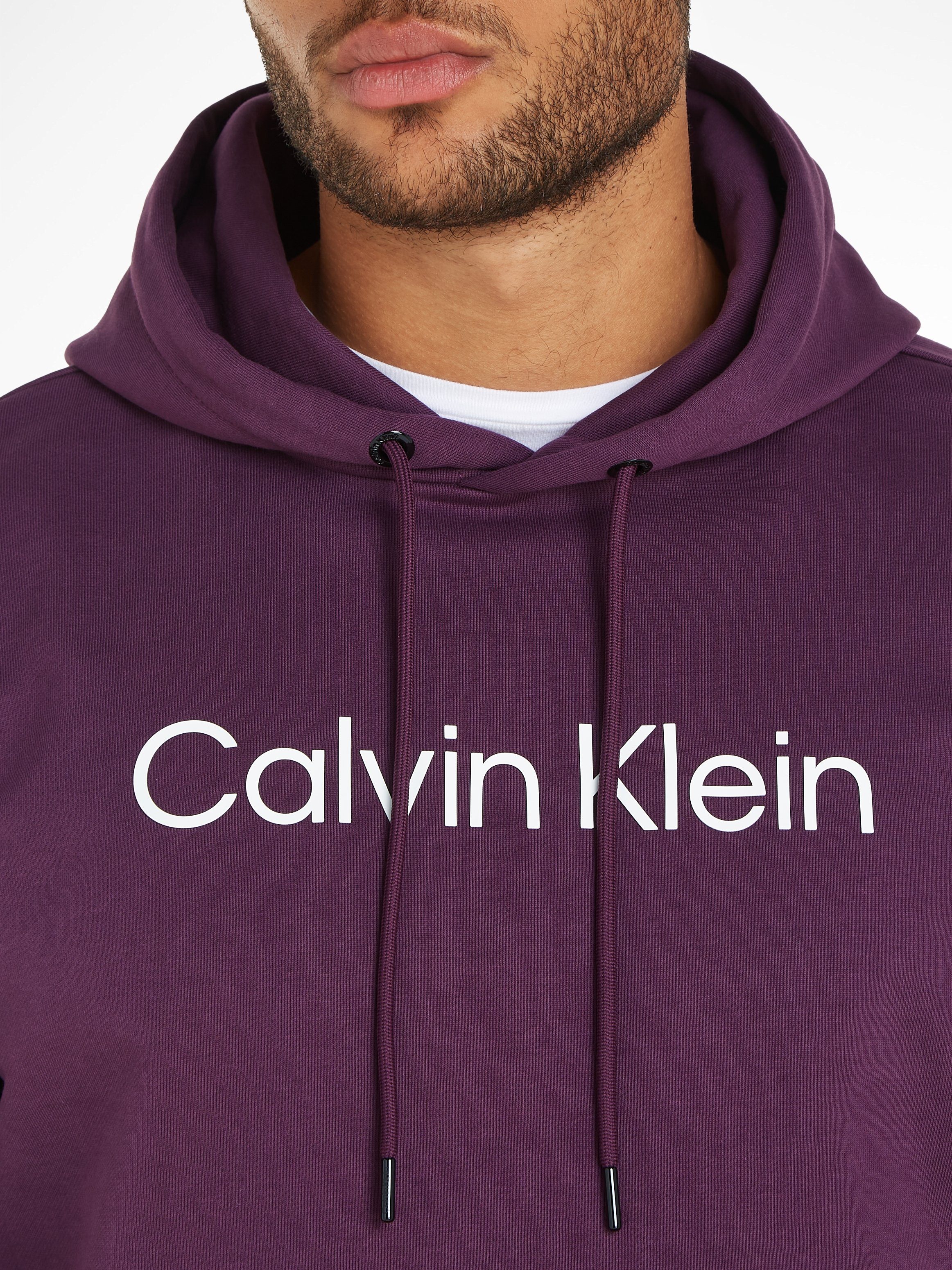 Klein mit LOGO Italian COMFORT Plum Kapuzensweatshirt Calvin HOODIE HERO Logoschriftzug