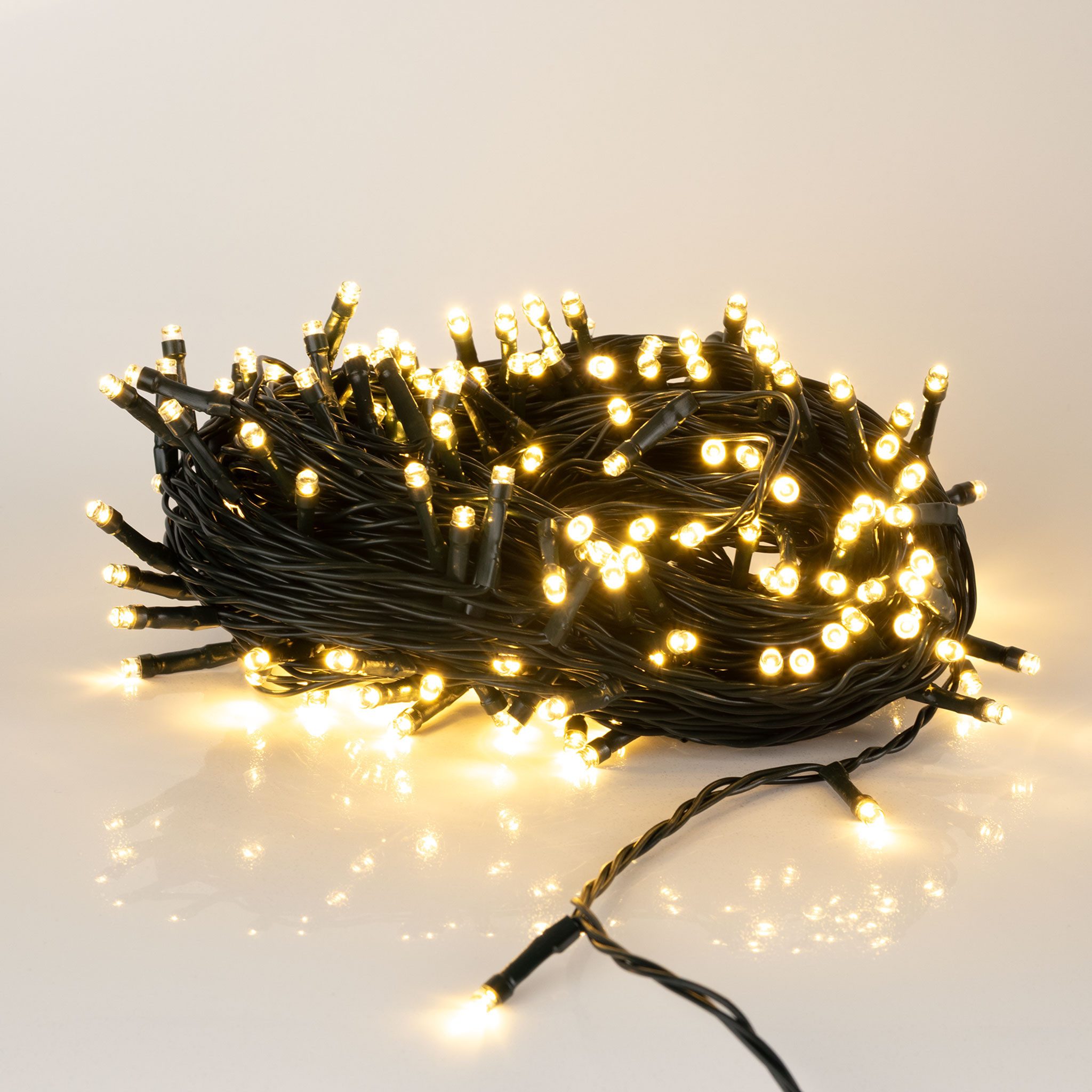 Spetebo LED-Lichterkette LED Weihnachts Außen Lichterkette - 30 m / 300 LED, Garten Deko Beleuchtung - warm weiß