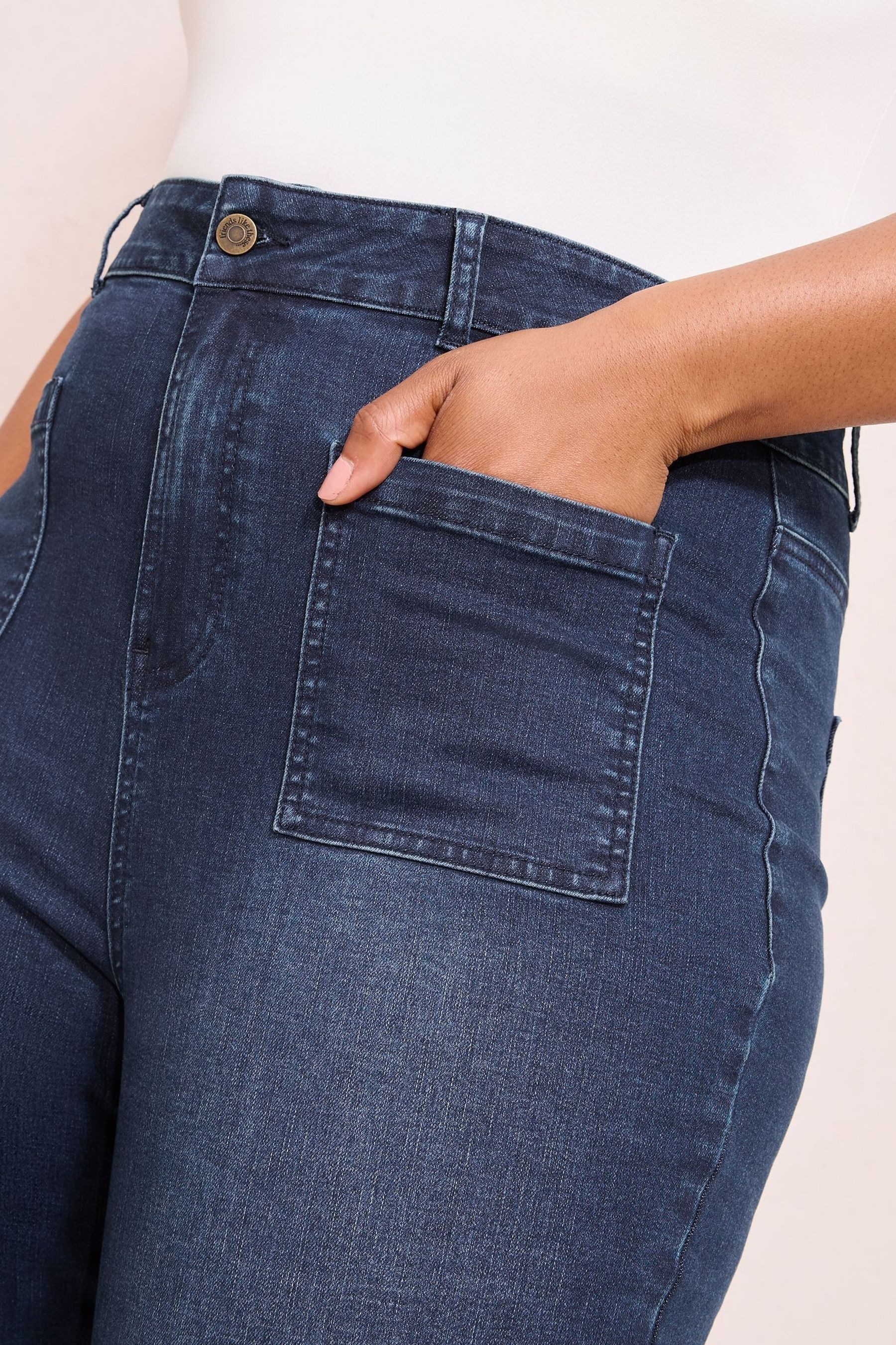 Friends Like These Taillenjeans Friends Like These ausgestellte Jeans, Curve (1-tlg)