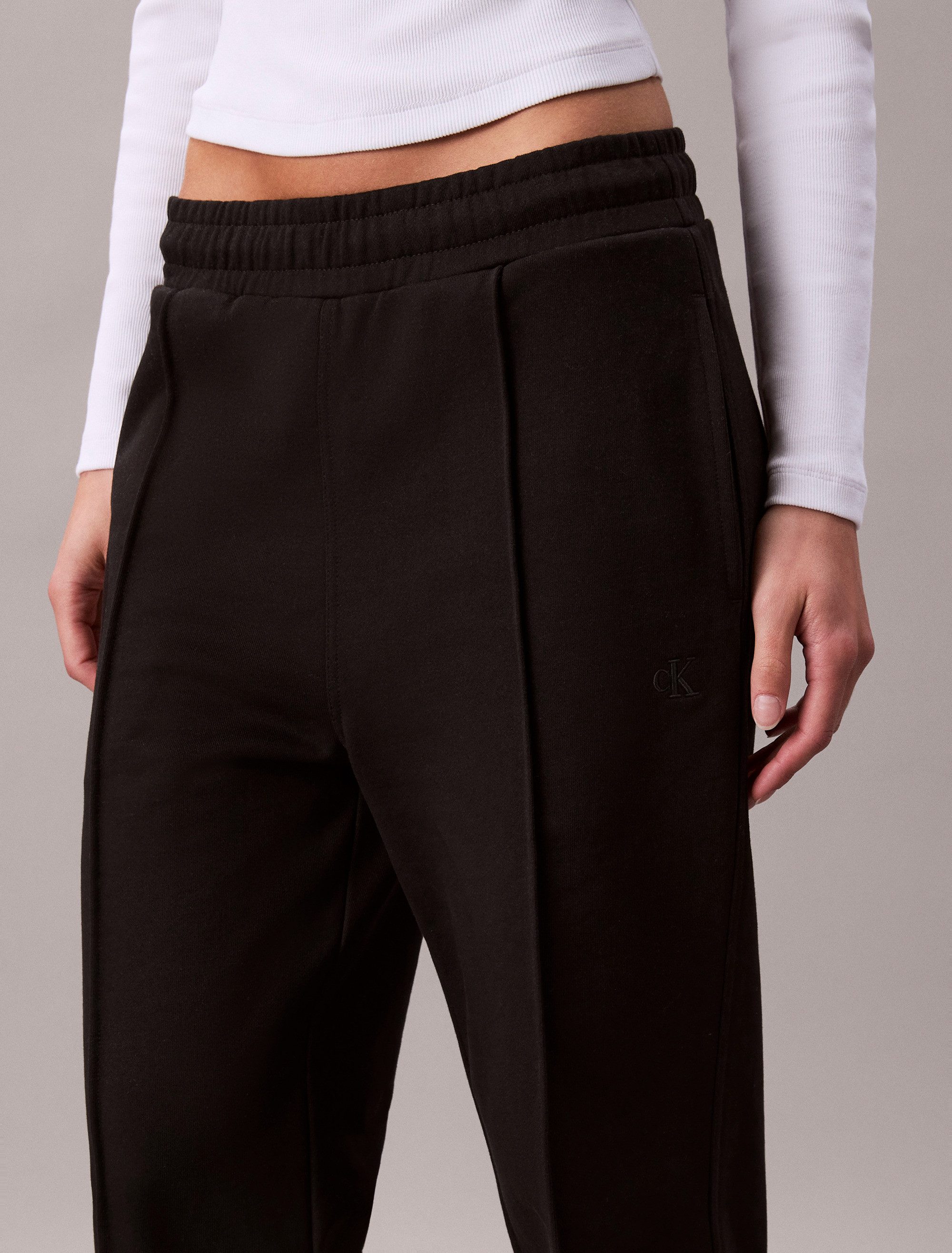 Calvin Klein Jeans Sweathose elastischer Bund, gerade Passform, Bundfalte