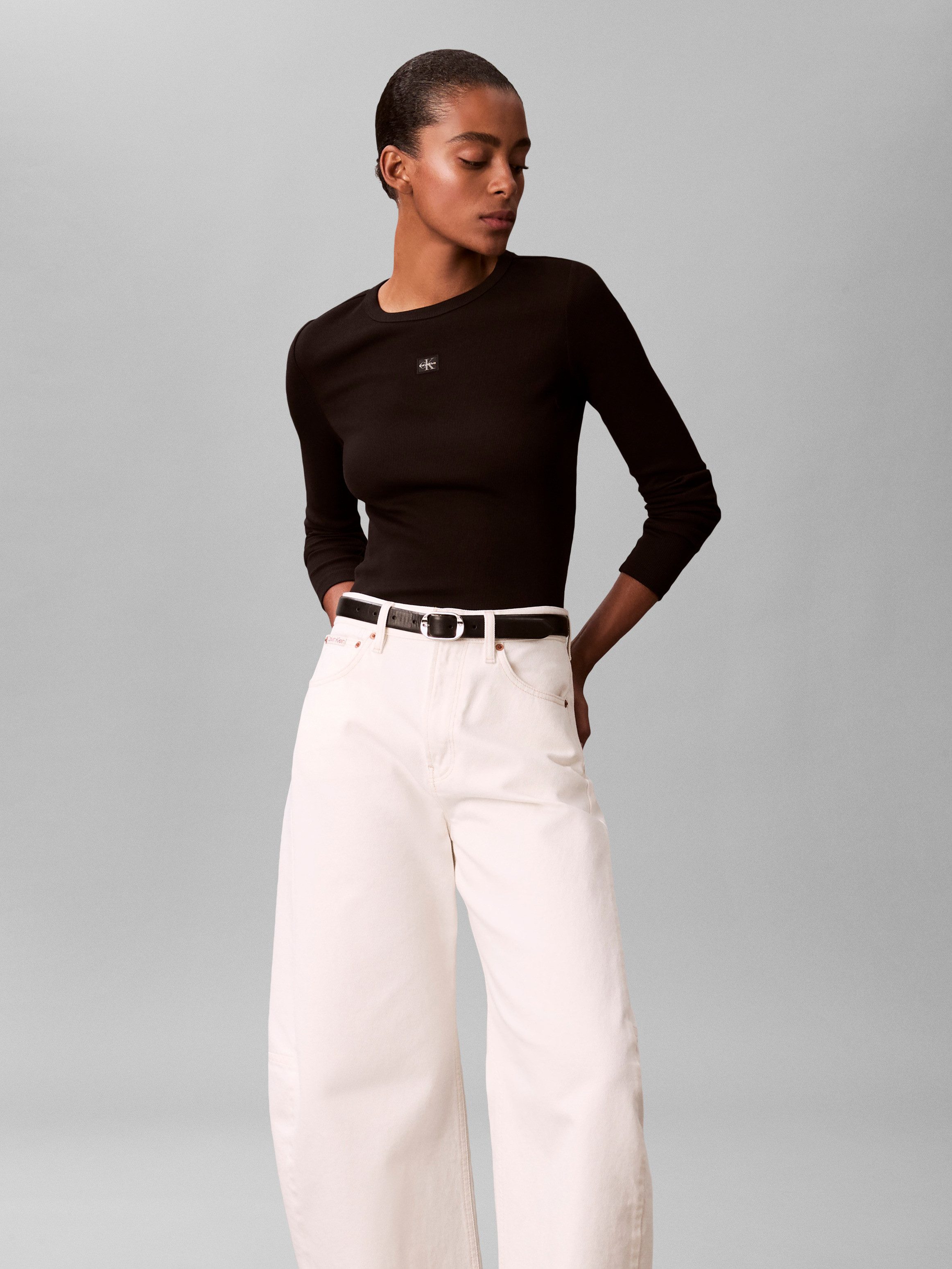 Calvin Klein Jeans Shirttop Figurbetonte Passform mit Rundhalsausschnitt günstig online kaufen