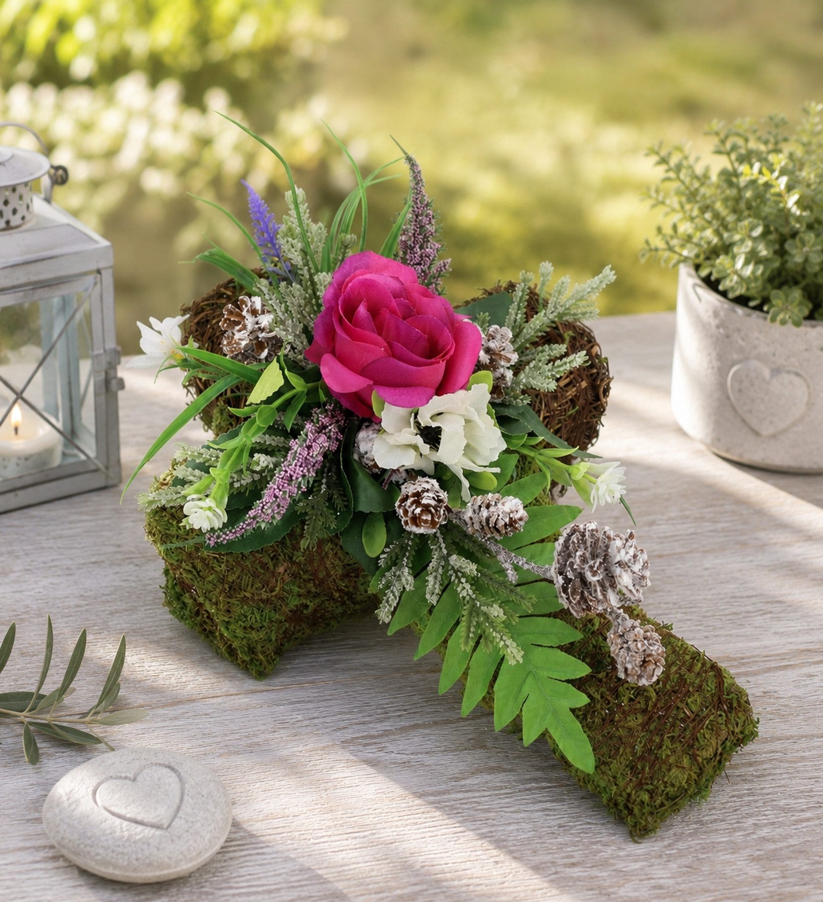 Kunstblume Kunstblumen-Gesteck 'Rose' auf Pflanz-Kreuz, OTTO home, Höhe 15 cm, Florales Dekogesteck in Kreuzform mit Rosenblüte – Bild 3 von 3